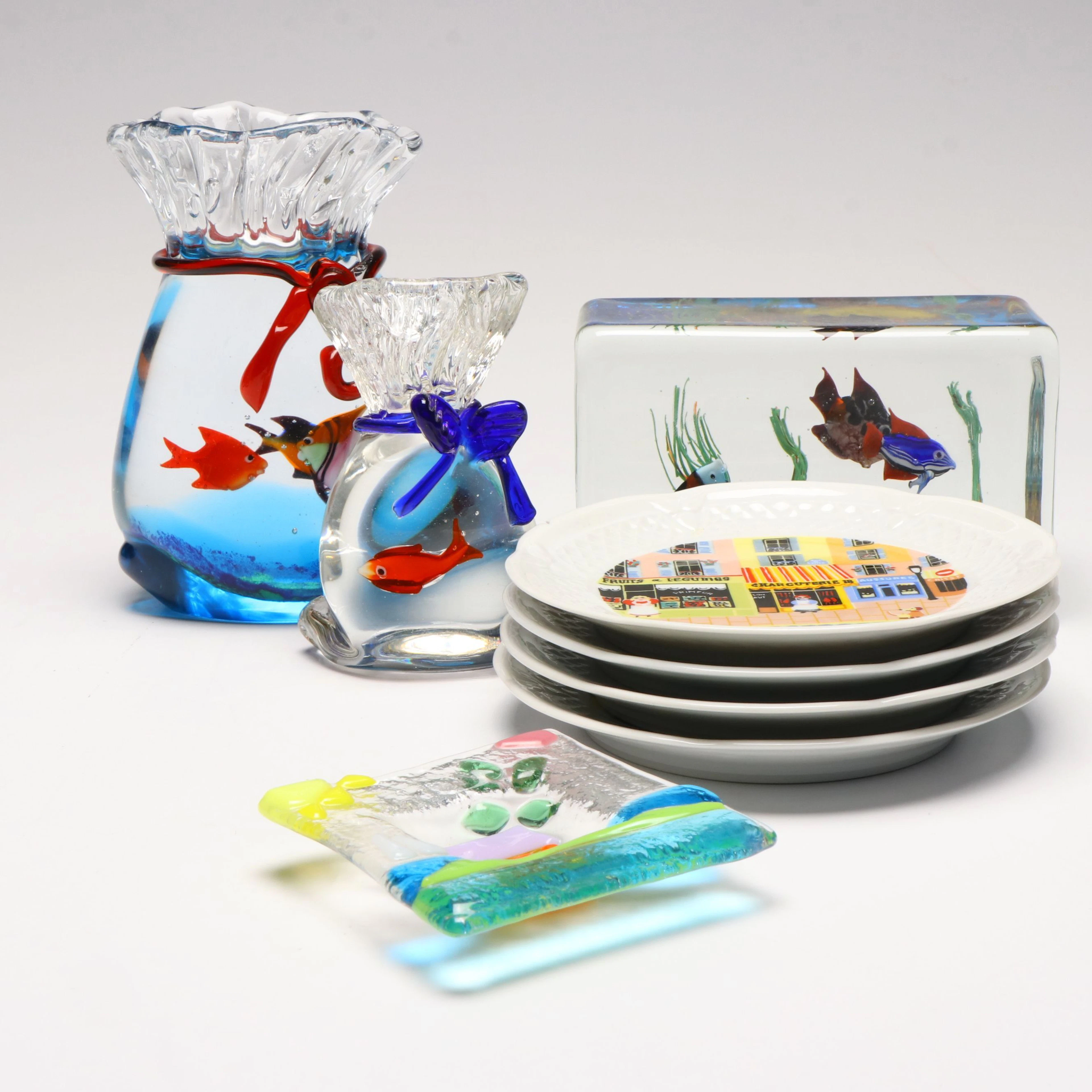 Louis Lourioux "Merchants Row" Canape Plates with Studio Art Glass Figurines