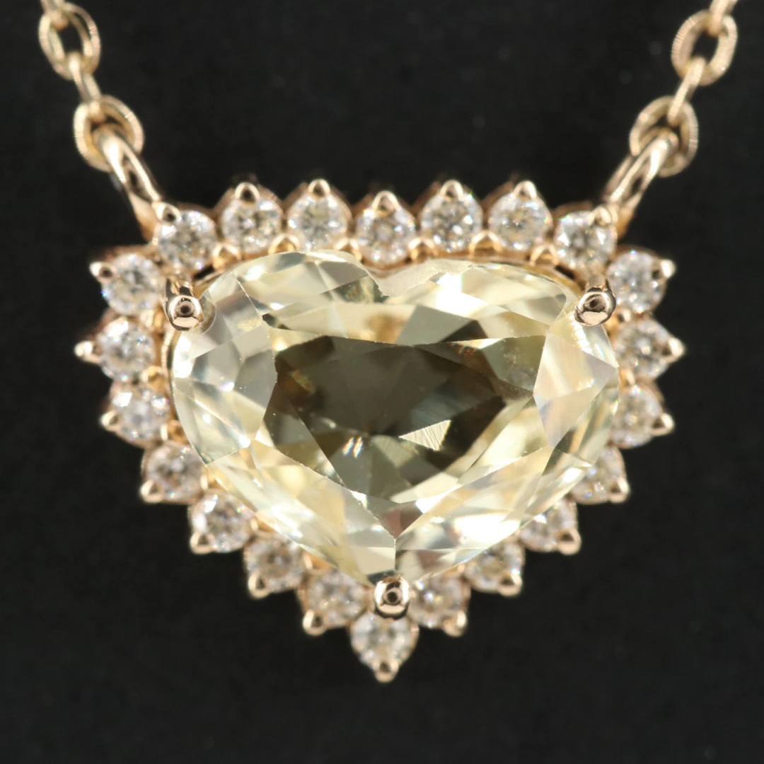 18K 2.12 CT Unheated Ceylon Sapphire and Diamond Necklace with GIA Report