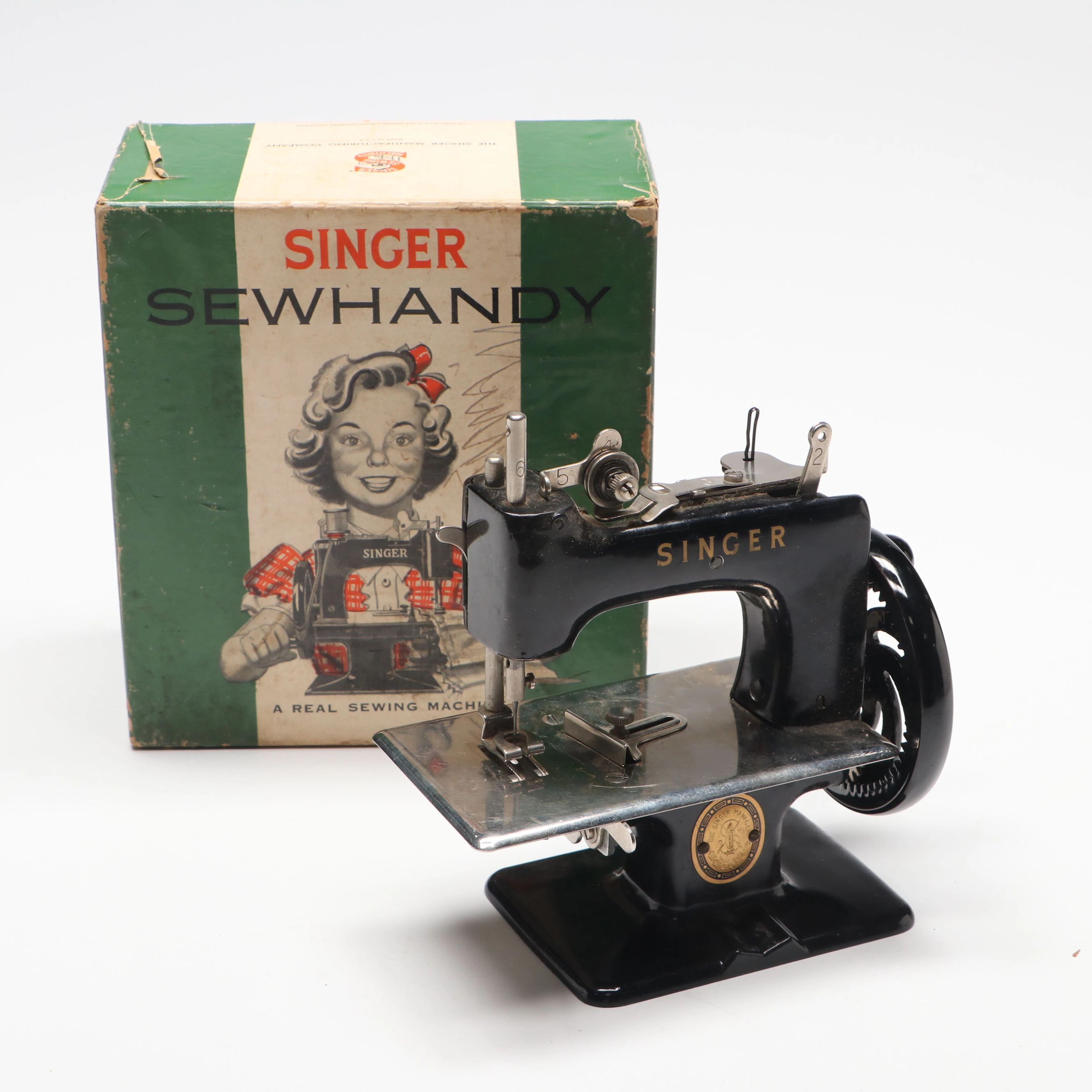 Singer "Sewhandy" Model No. 20 Hand-Crank Sewing Machine, Early to Mid-20th C.