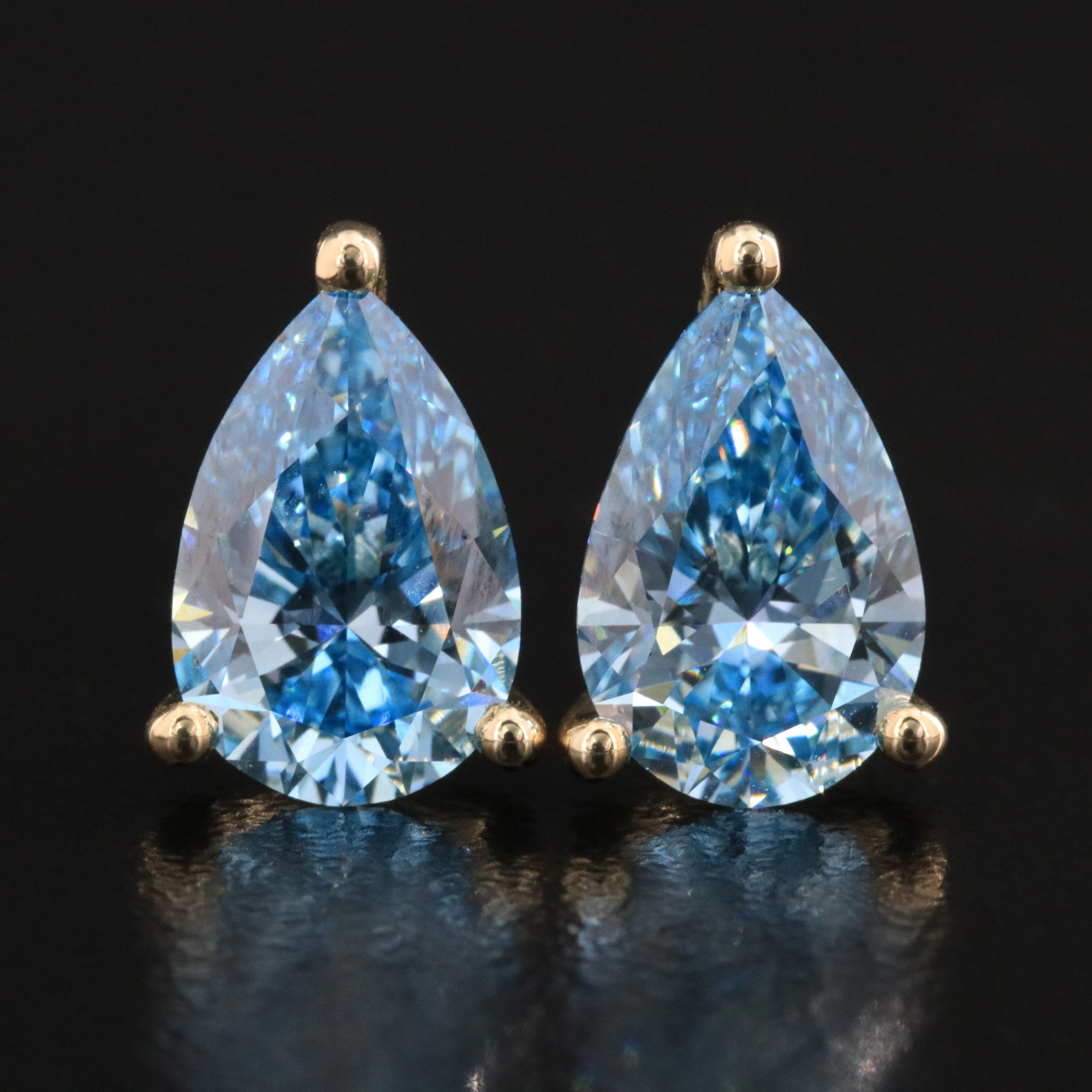 14K 3.24 CTW Lab Grown Fancy Vivid Blue Diamond Stud Earrings with IGI Reports