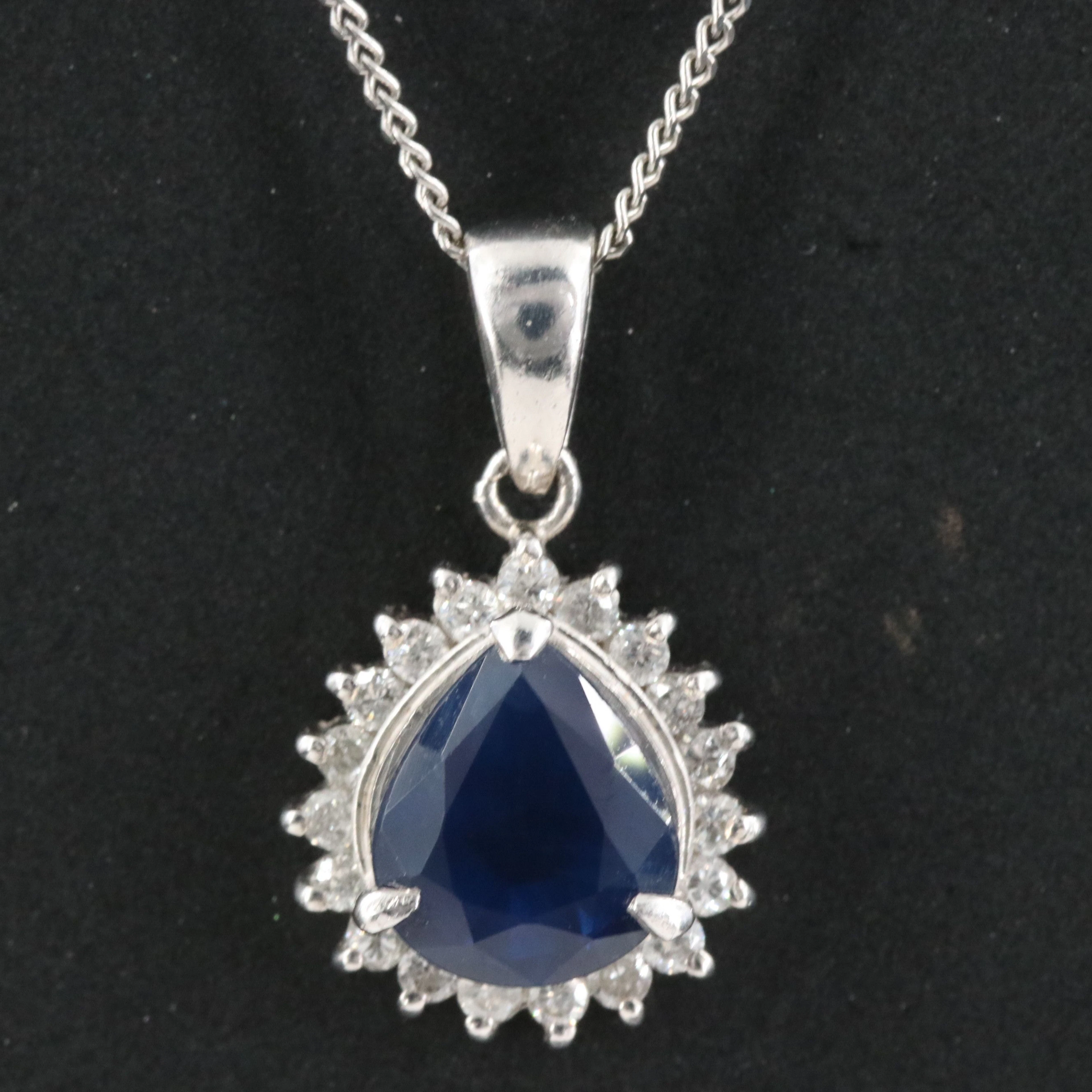 Platinum 1.34 CT Sapphire and Diamond Pendant Necklace