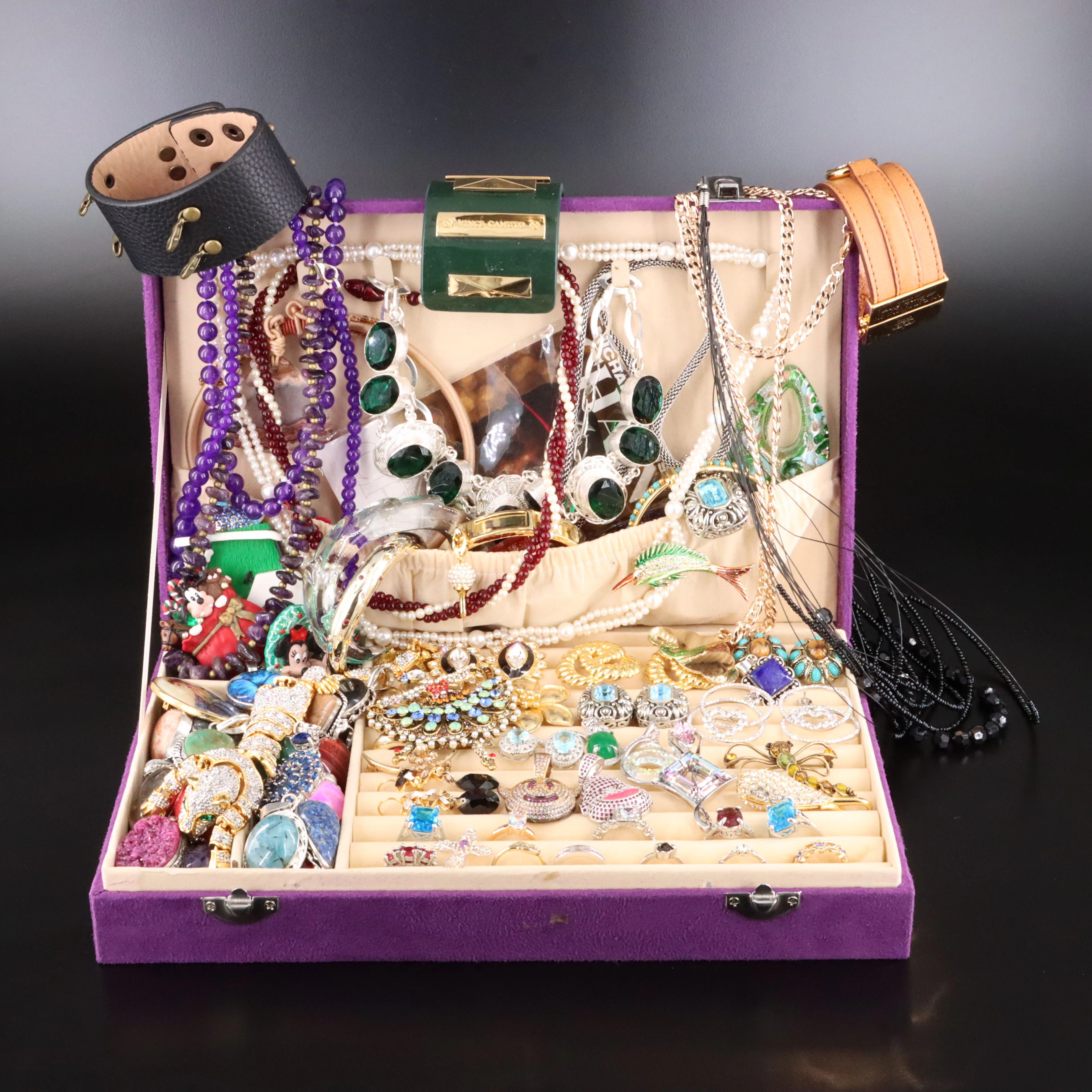 Uncommon Discoveries: Jewelry Collection