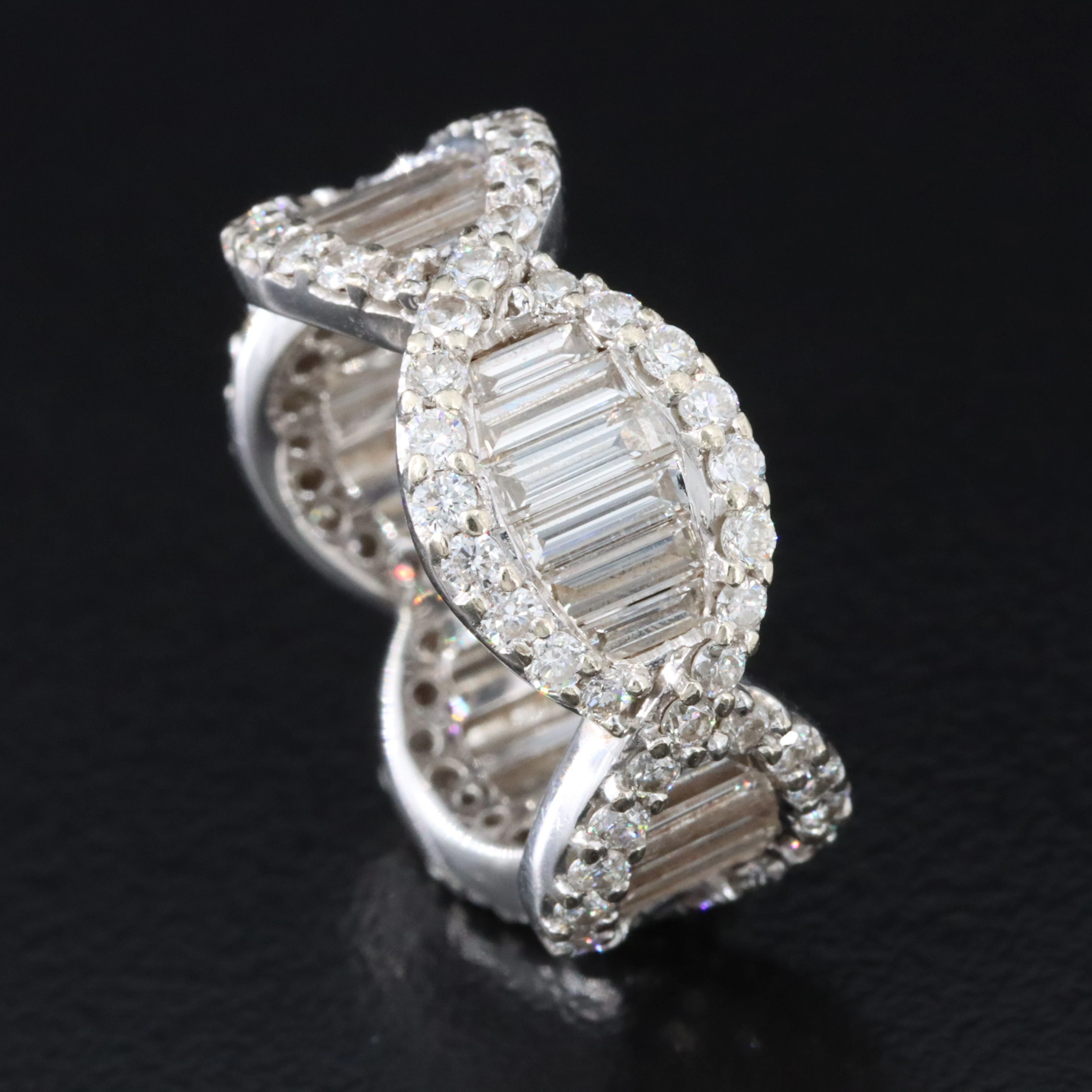 18K 4.60 CTW Diamond Figure Eight Eternity Ring