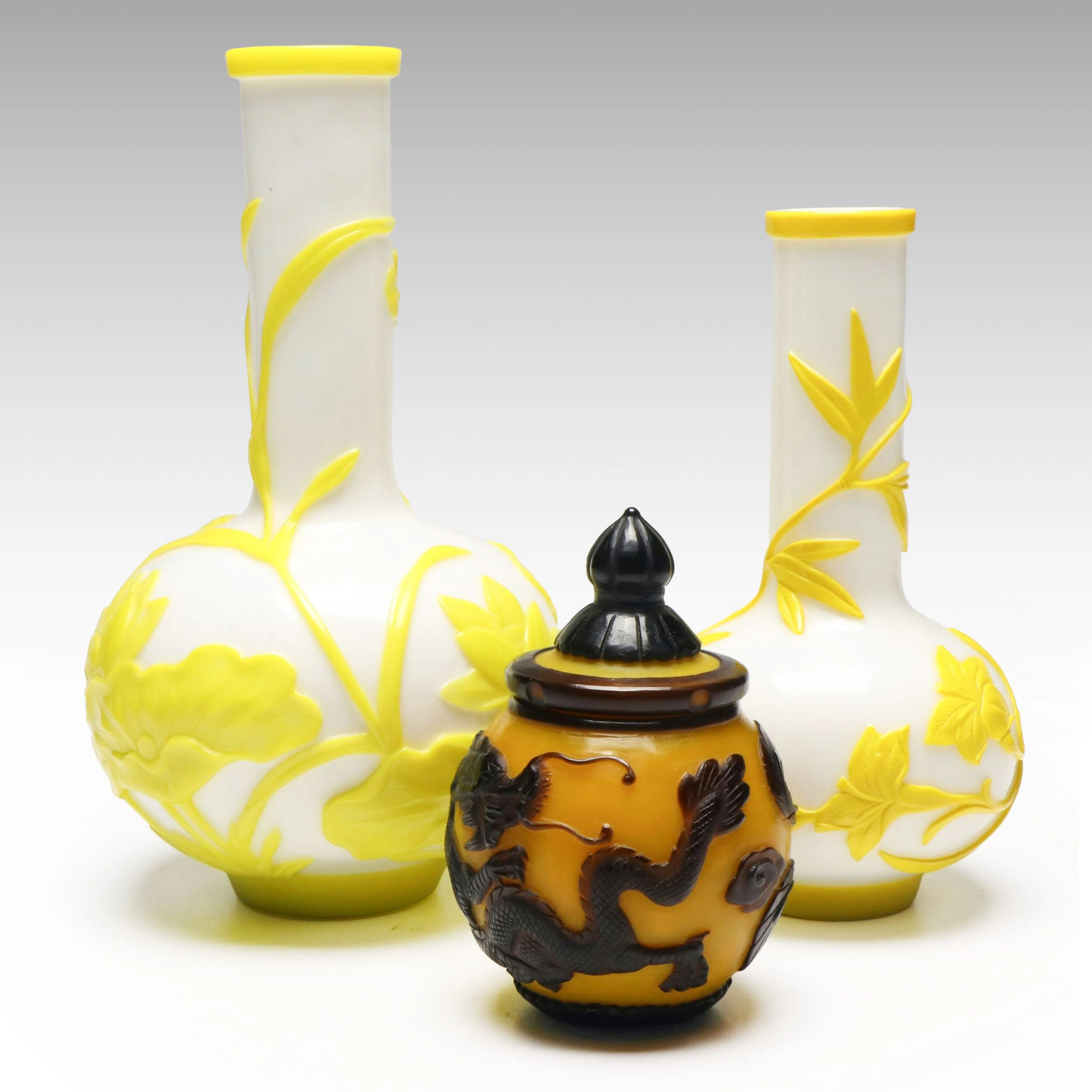 Chinese Imperial Yellow and Black Peking Glass Jar with Vases