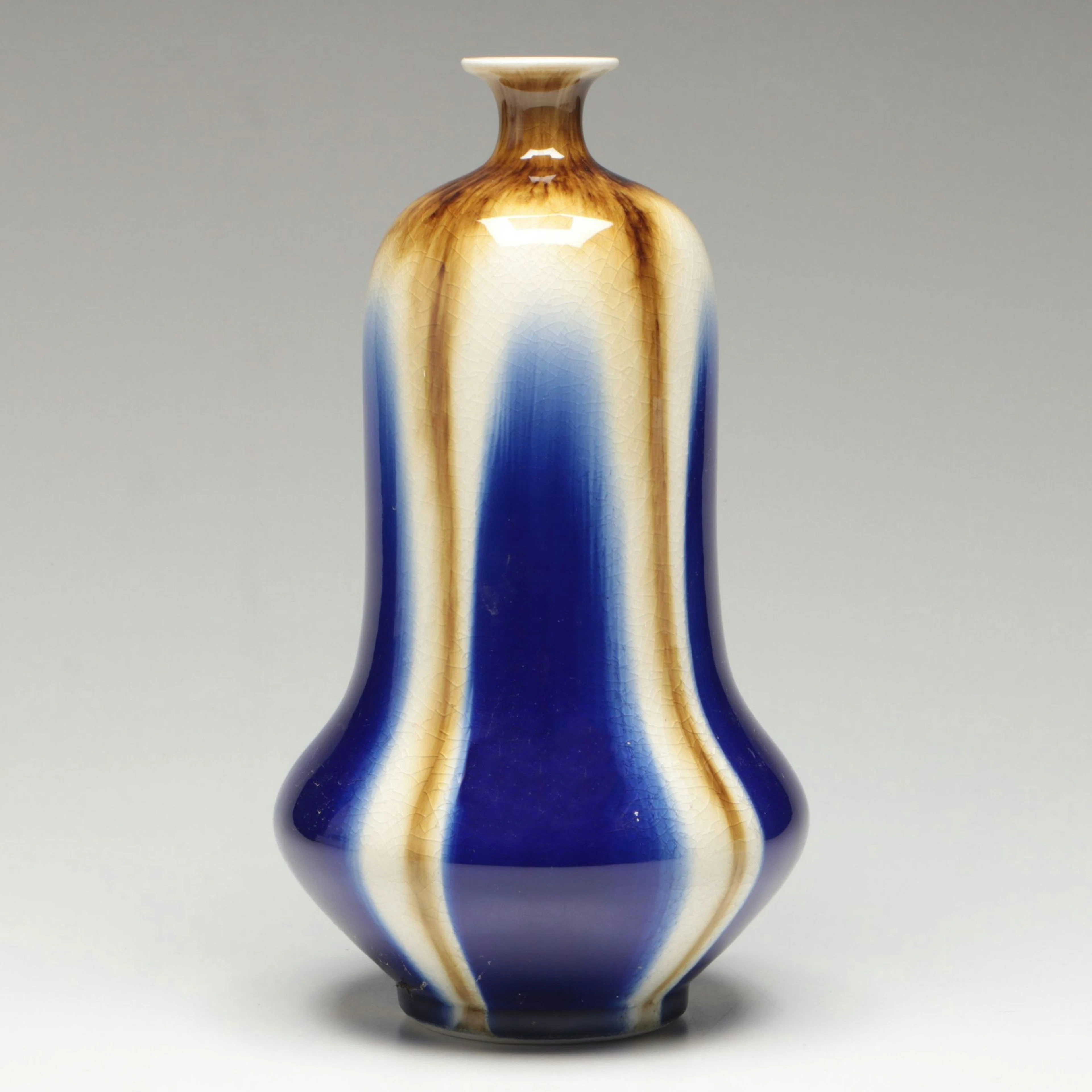 Chinese Decorative Porcelain Gourd Vase, 20th Century