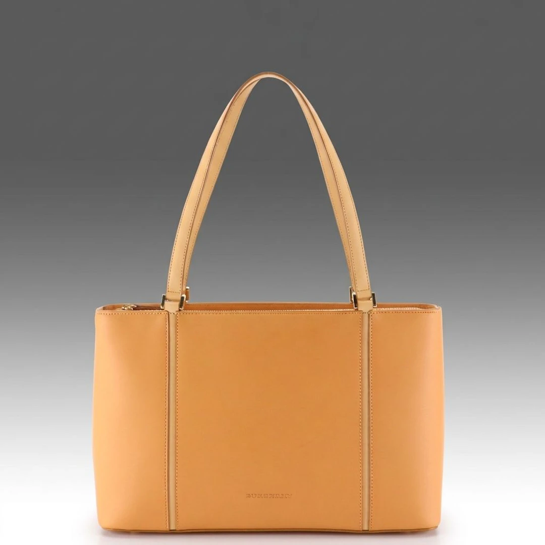 Burberry Zip Tote Bag in Bicolor Neutral Leather
