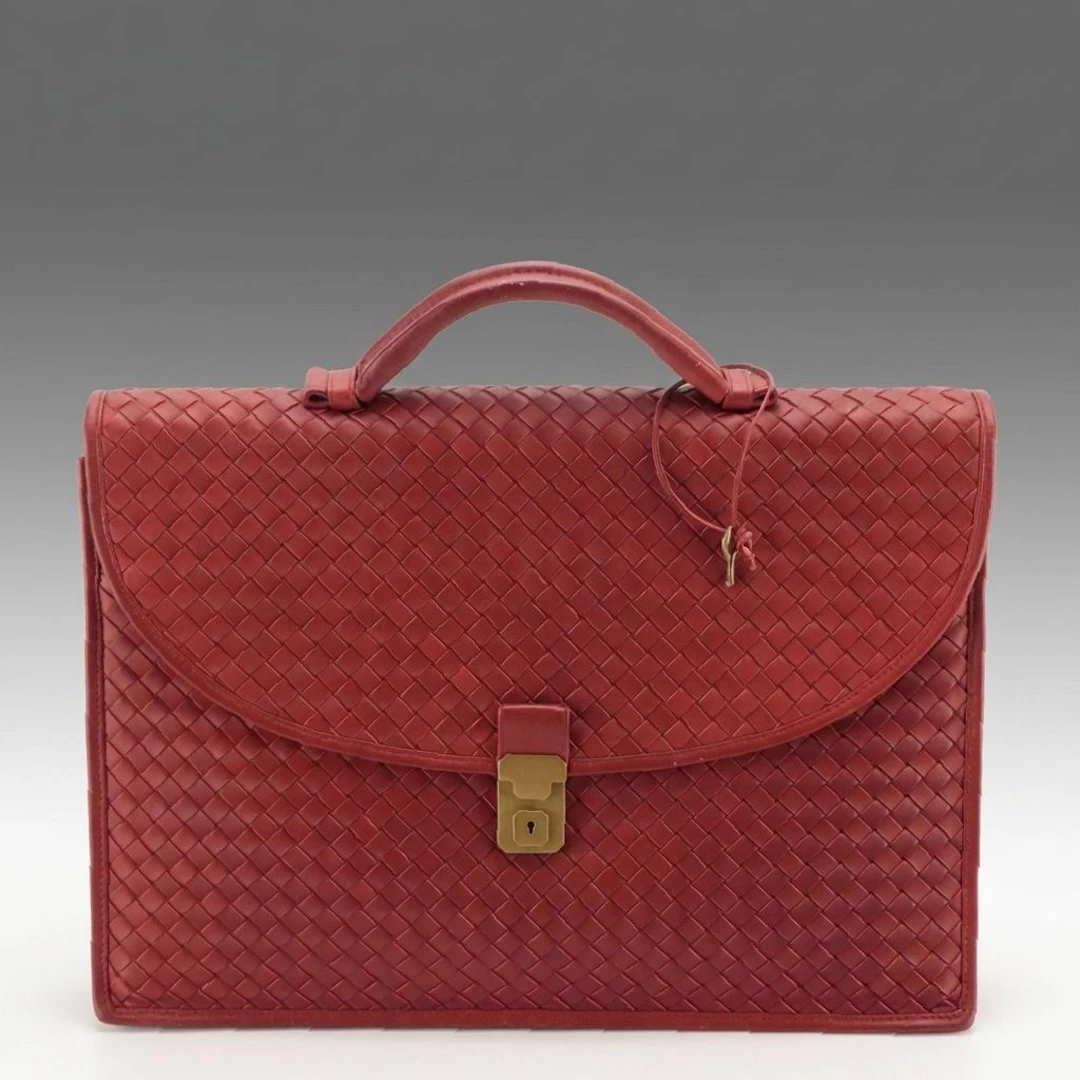 Bottega Veneta Locking Business Bag in Intrecciato Nappa Leather