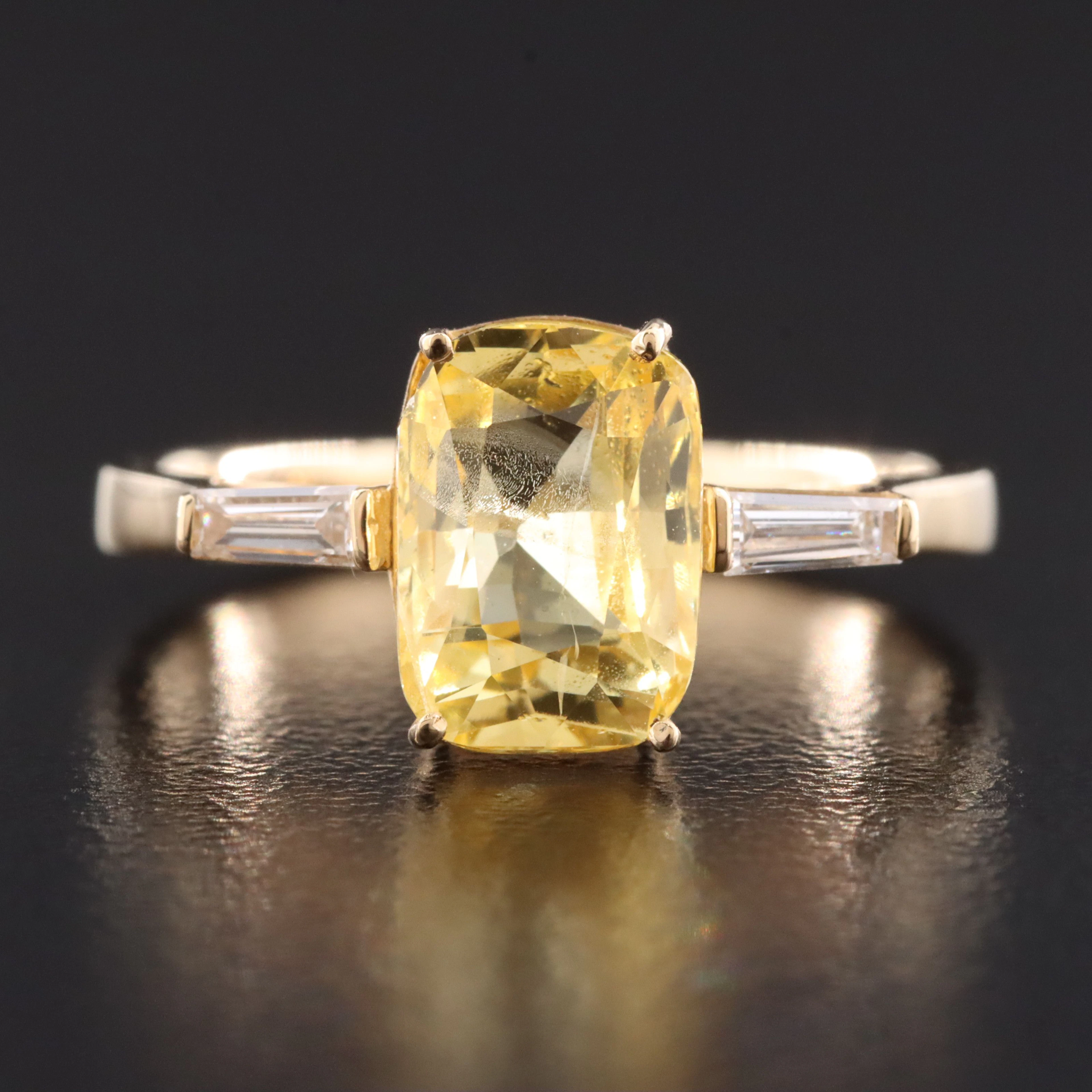 18K 3.04 CT Unheated Ceylon Sapphire and Diamond Ring with GIA Report