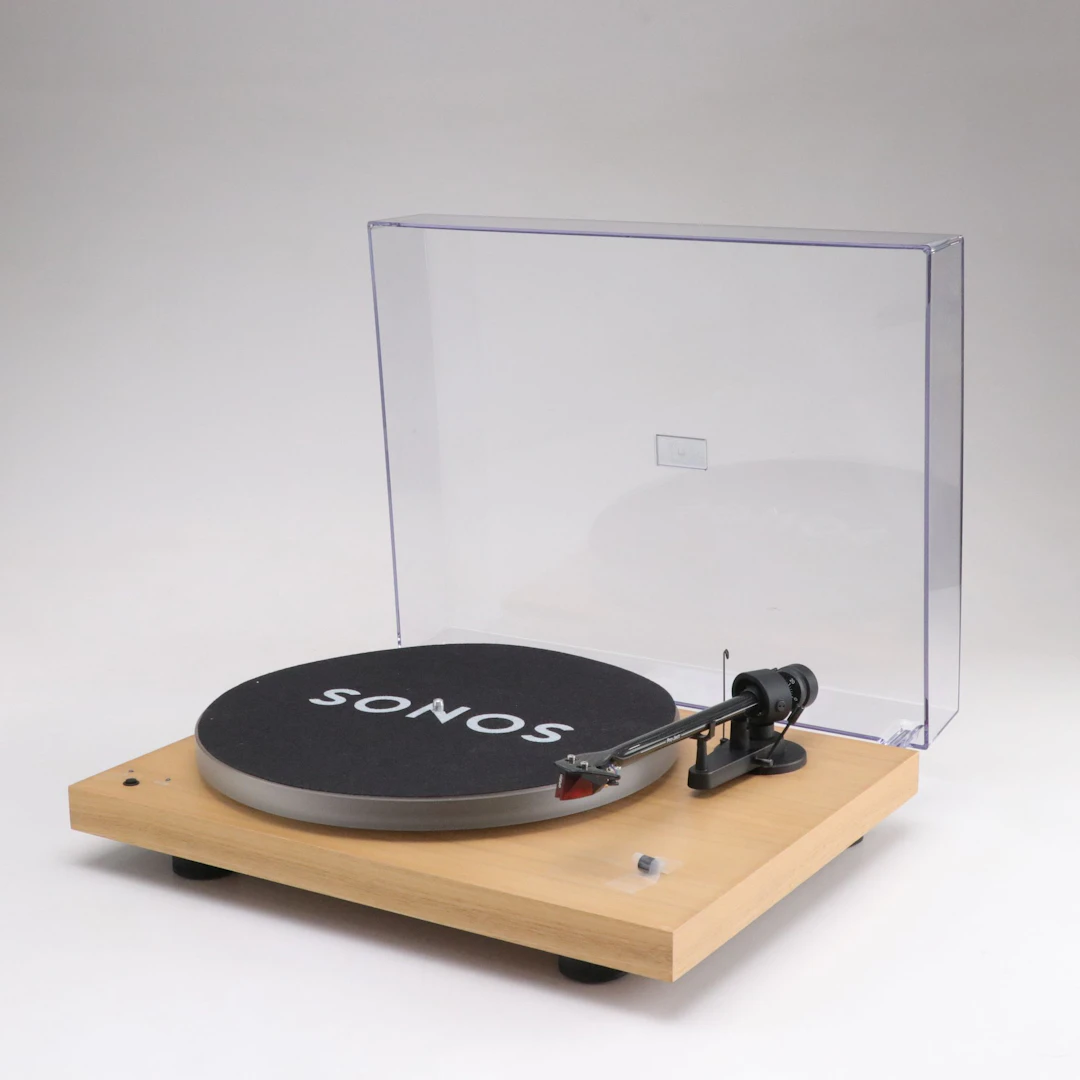 Pro-Ject Debut Carbon Sonos Edition Turntable