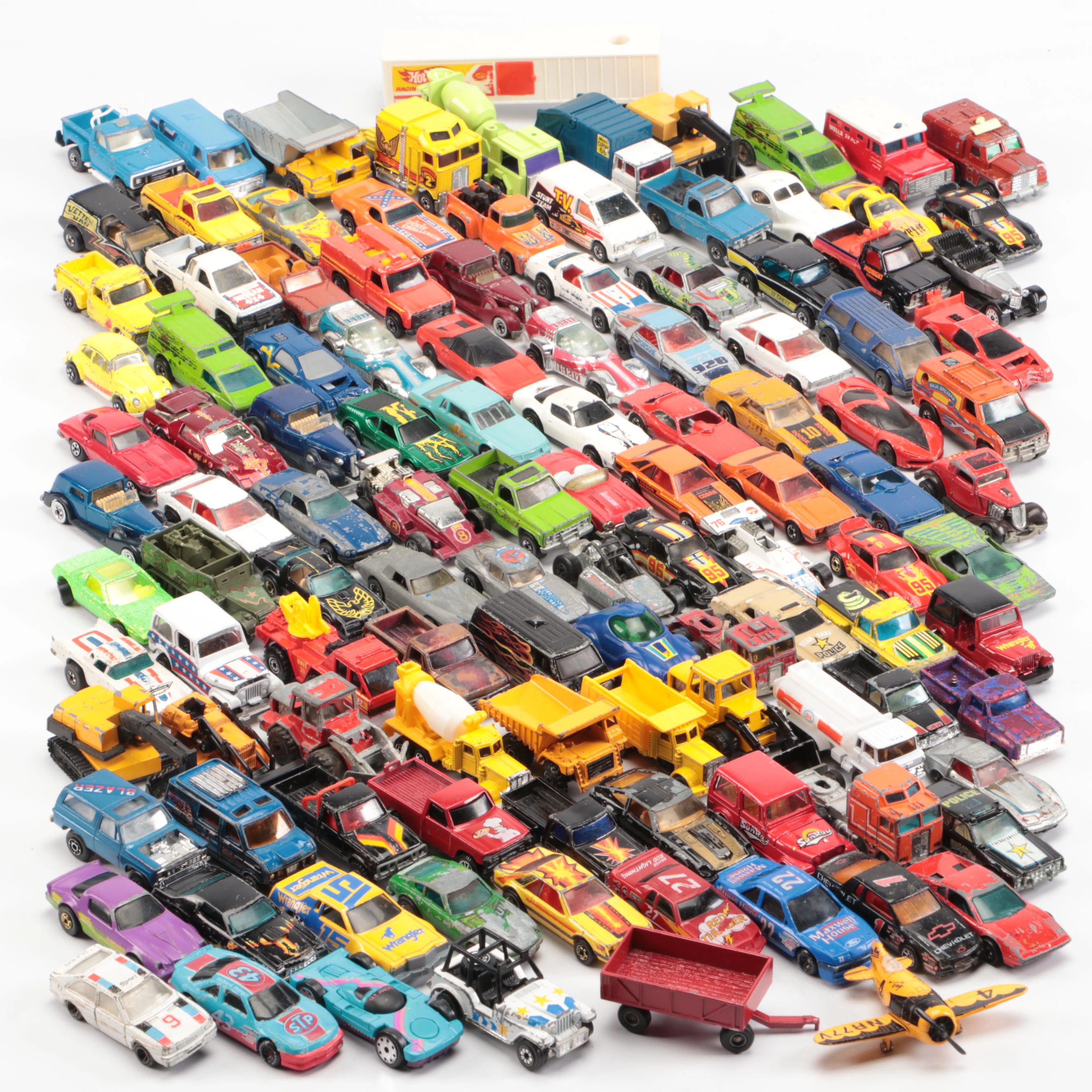 Hot Wheels "P-911," "Dream Van XGW" and More Toy Cars