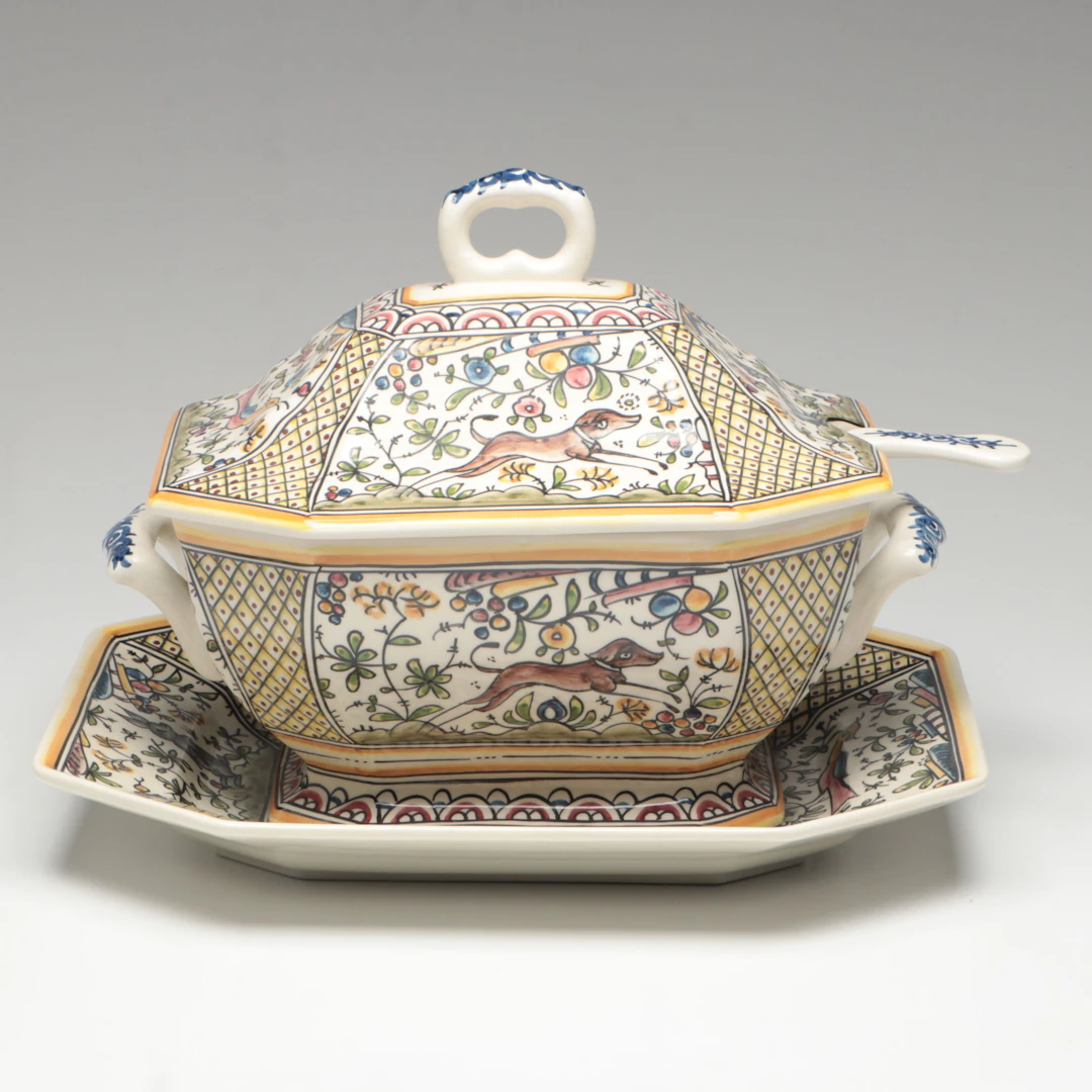Real Cerâmica Portuguese Faïence Ceramic Lidded Tureen with Ladle and Platter
