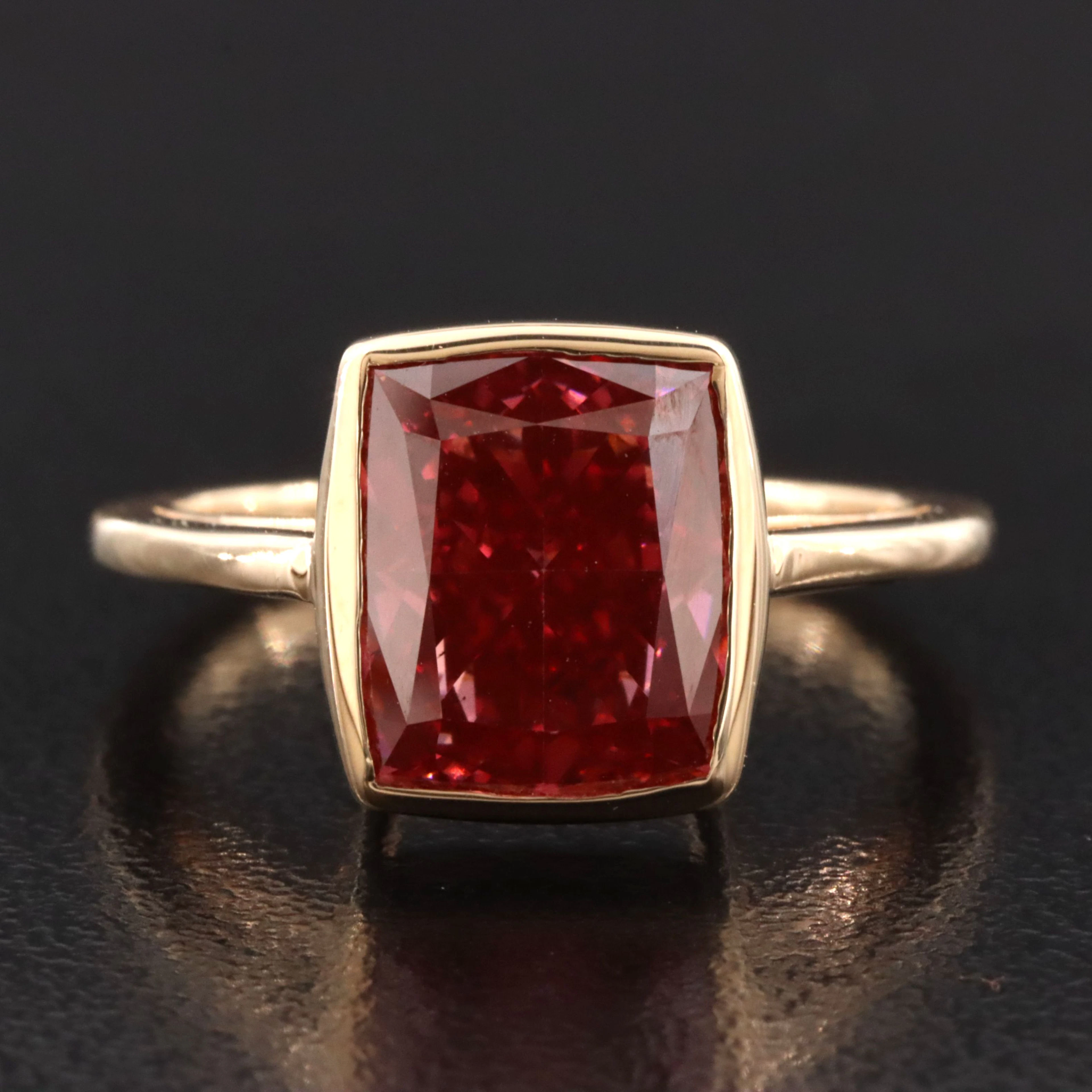 14K 4.10 CT Lab Grown Fancy Vivid Pink Diamond Ring with IGI Report