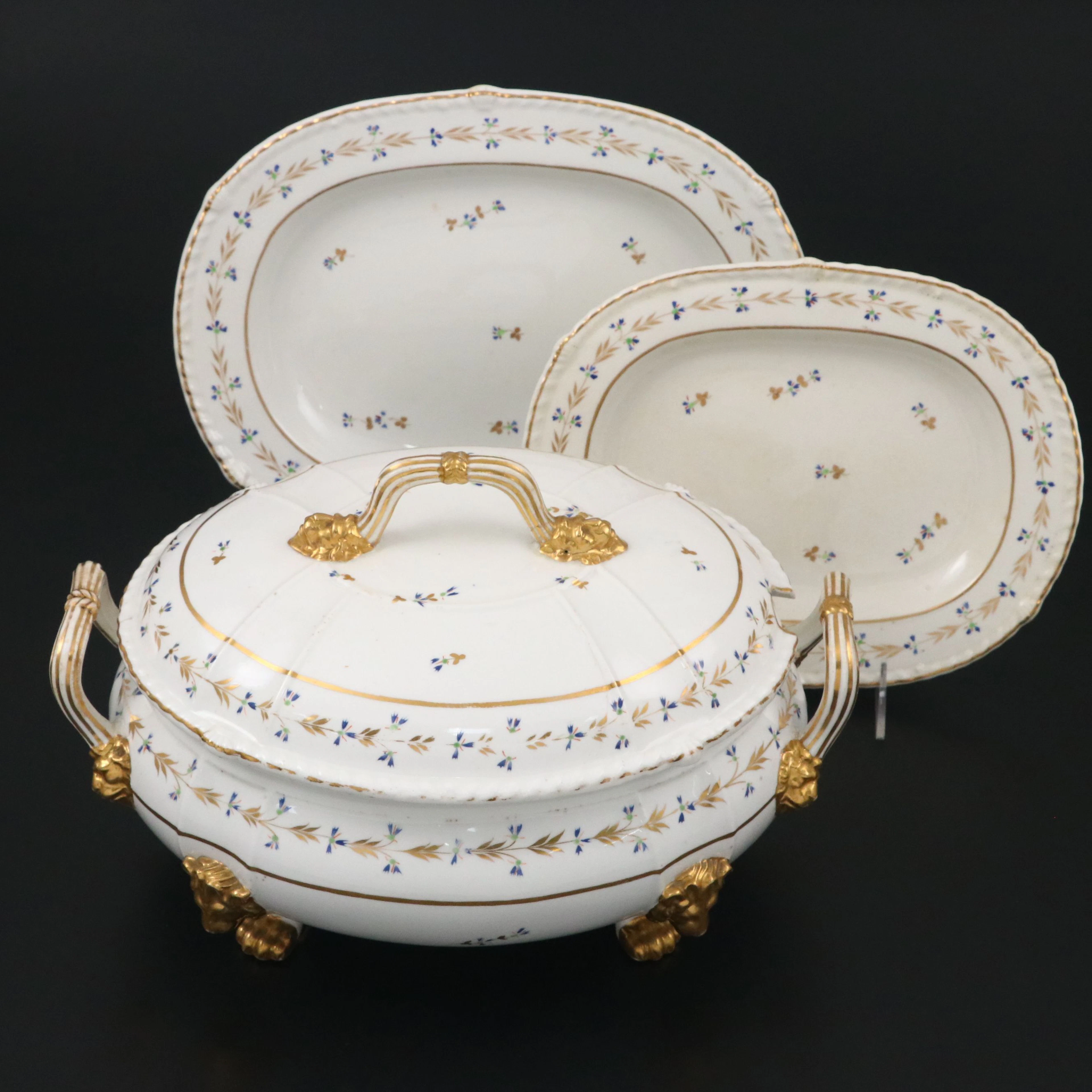 Royal Crown Derby Gilt Garland Porcelain Tureen and Platters, Circa 1806–1825