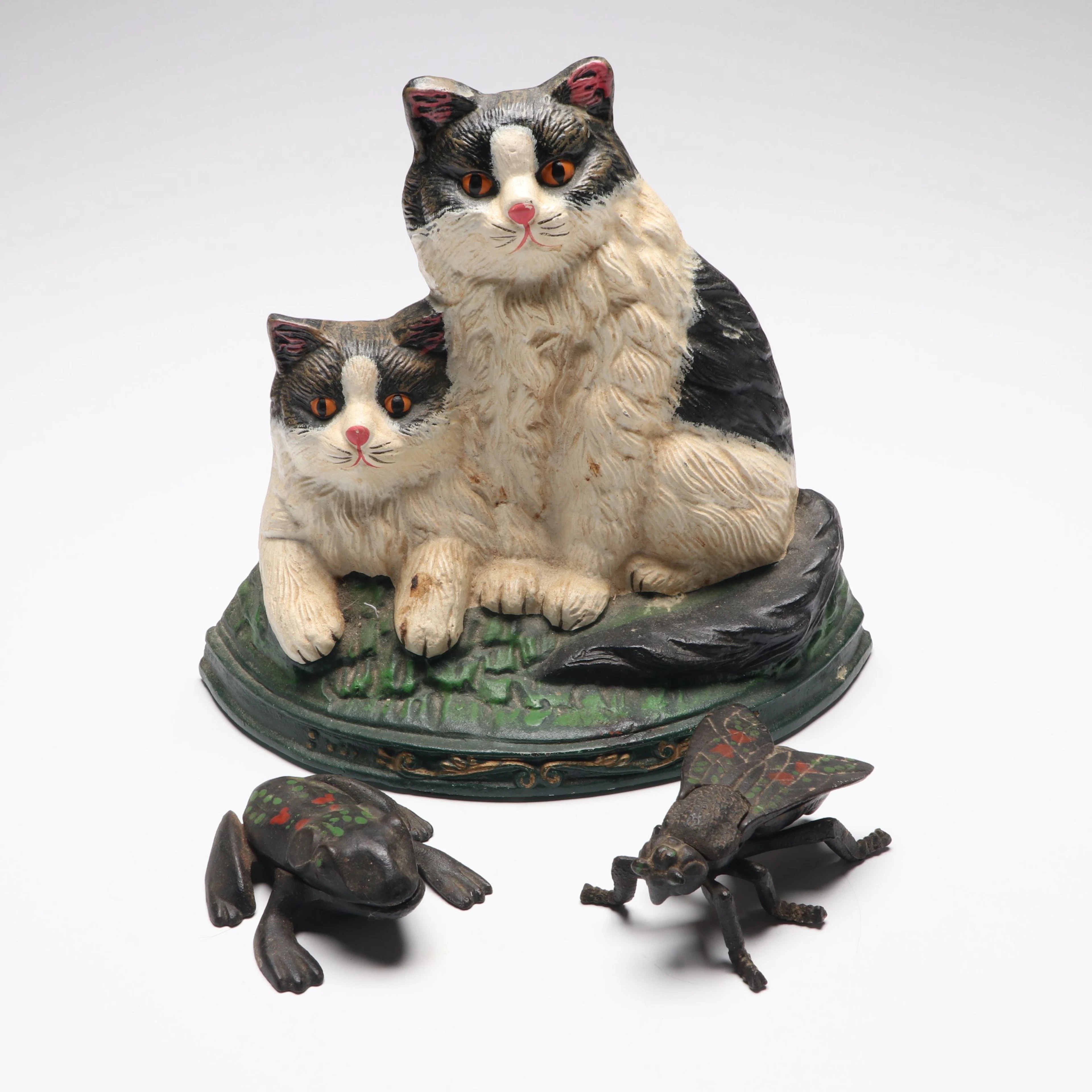 Cold-Painted Cast Iron Cat & Kitten Doorstop with Frog and Fly Covered Ashtrays