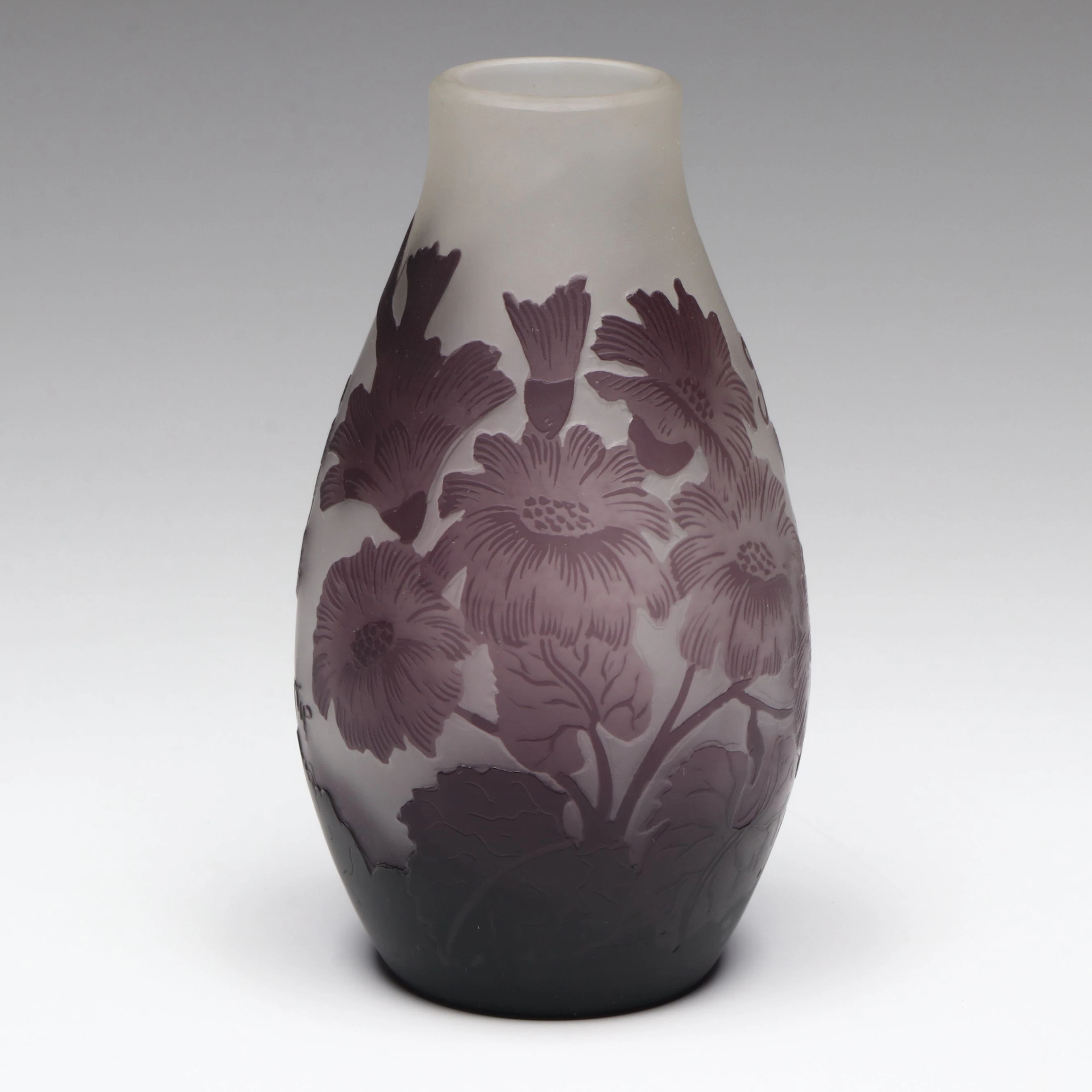 Tip Gallé Art Nouveau Style Reproduction Cameo Art Glass Vase, Late