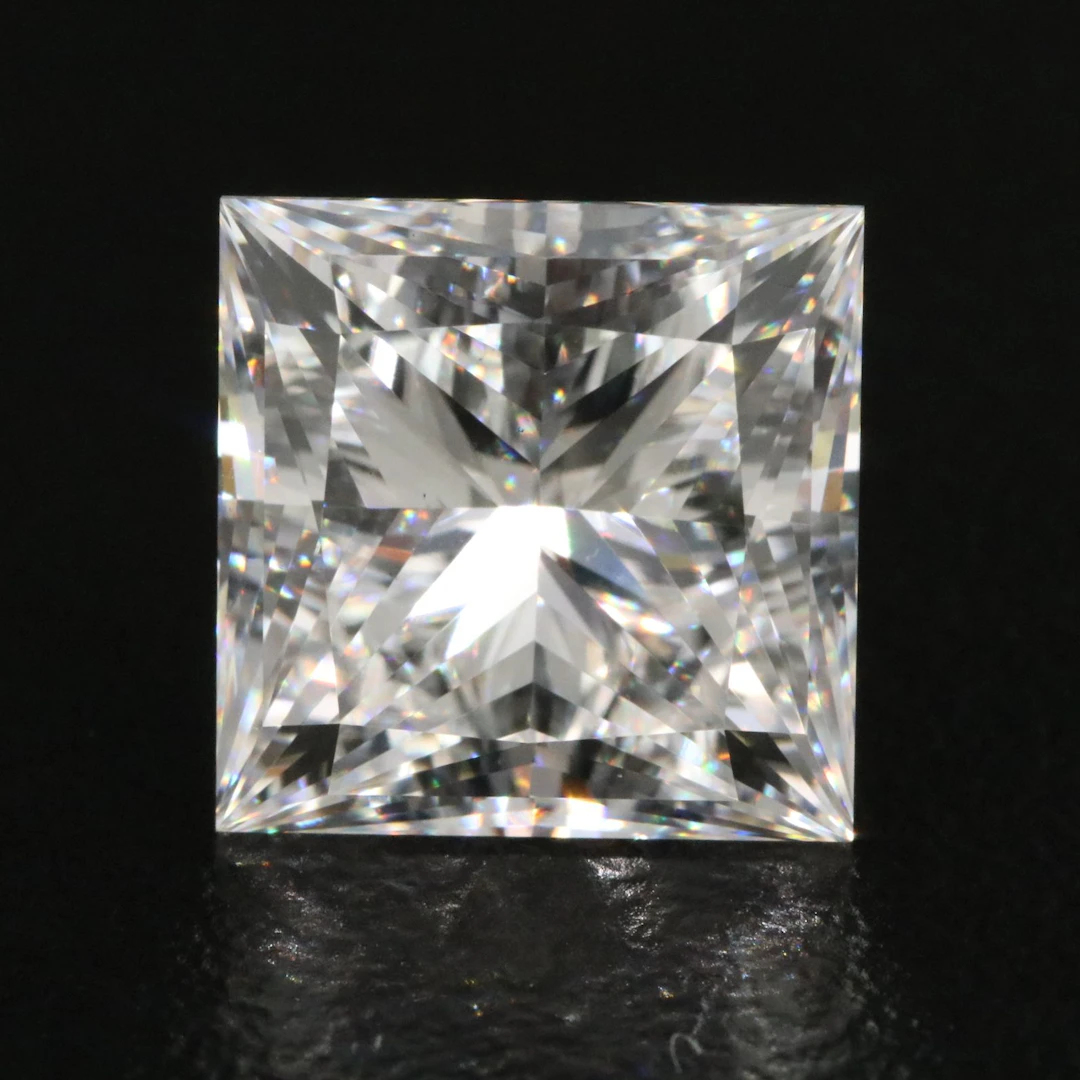 Loose 5.02 CT Lab Grown Diamond with IGI Report