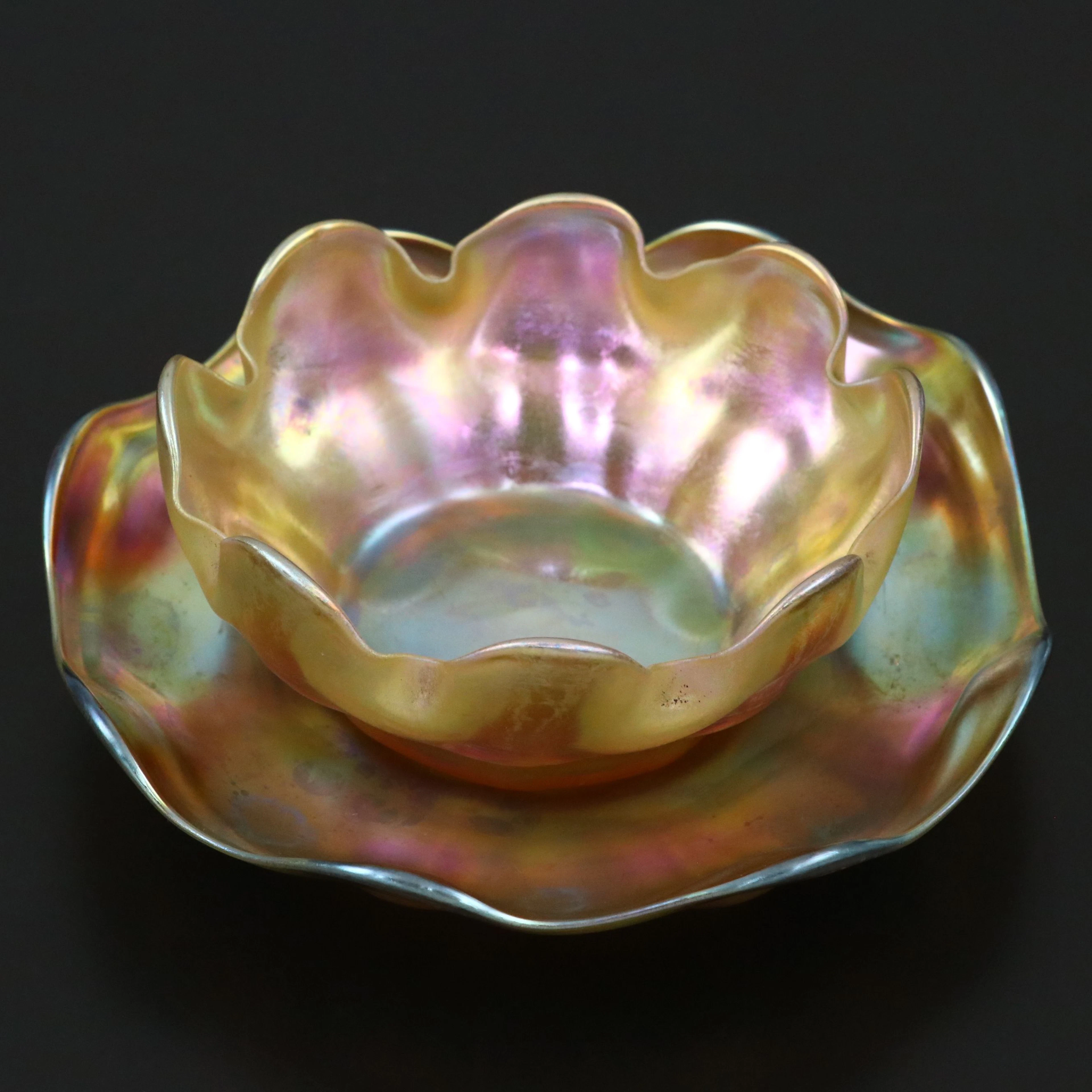 Louis Comfort Tiffany Favrile Art Glass Bowl and Underplate, Early 20th Century