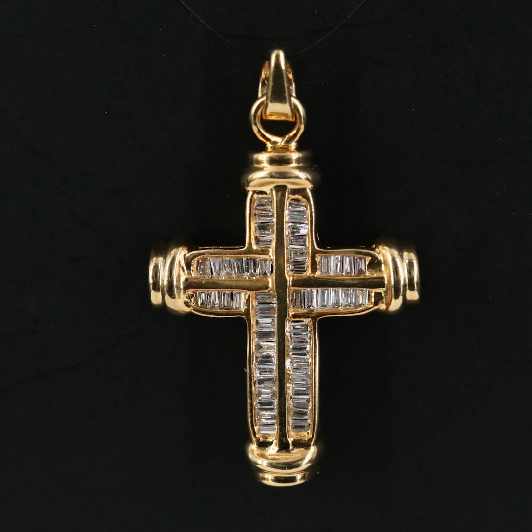 18K 0.56 CTW Diamond Cross Pendant