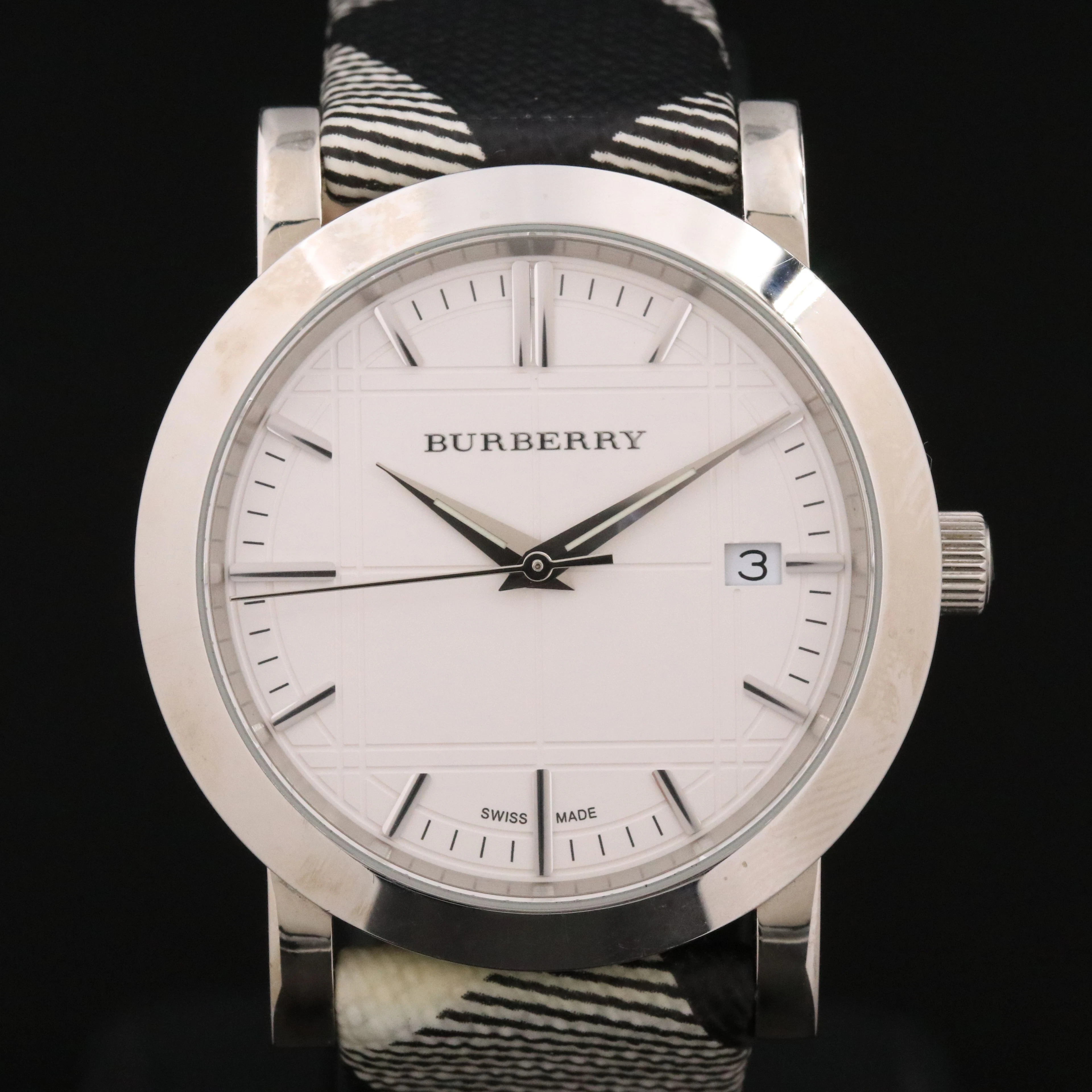Burberry Nova Check 38mm Quartz Watch