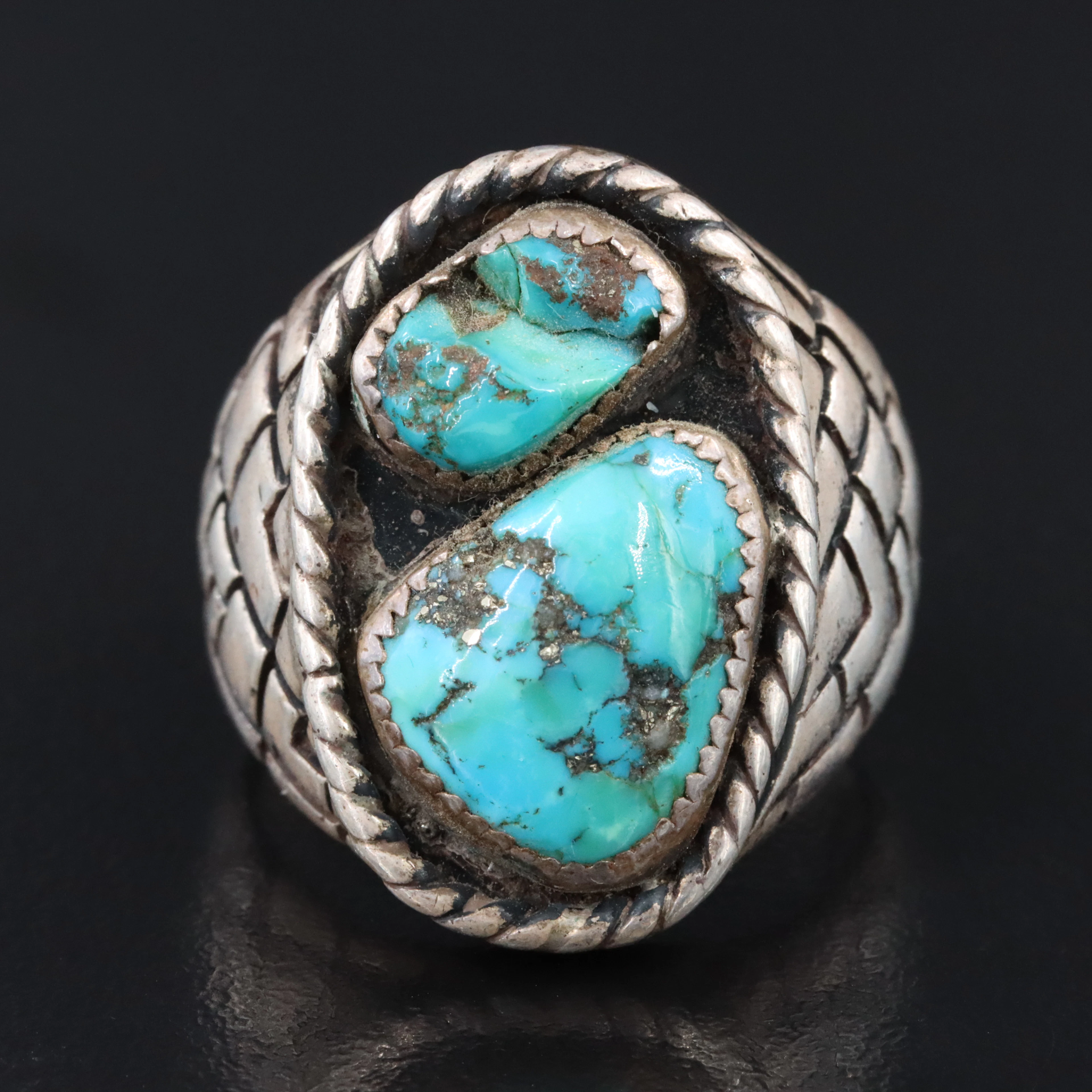 Vintage Southwestern Sterling Turquoise Ring