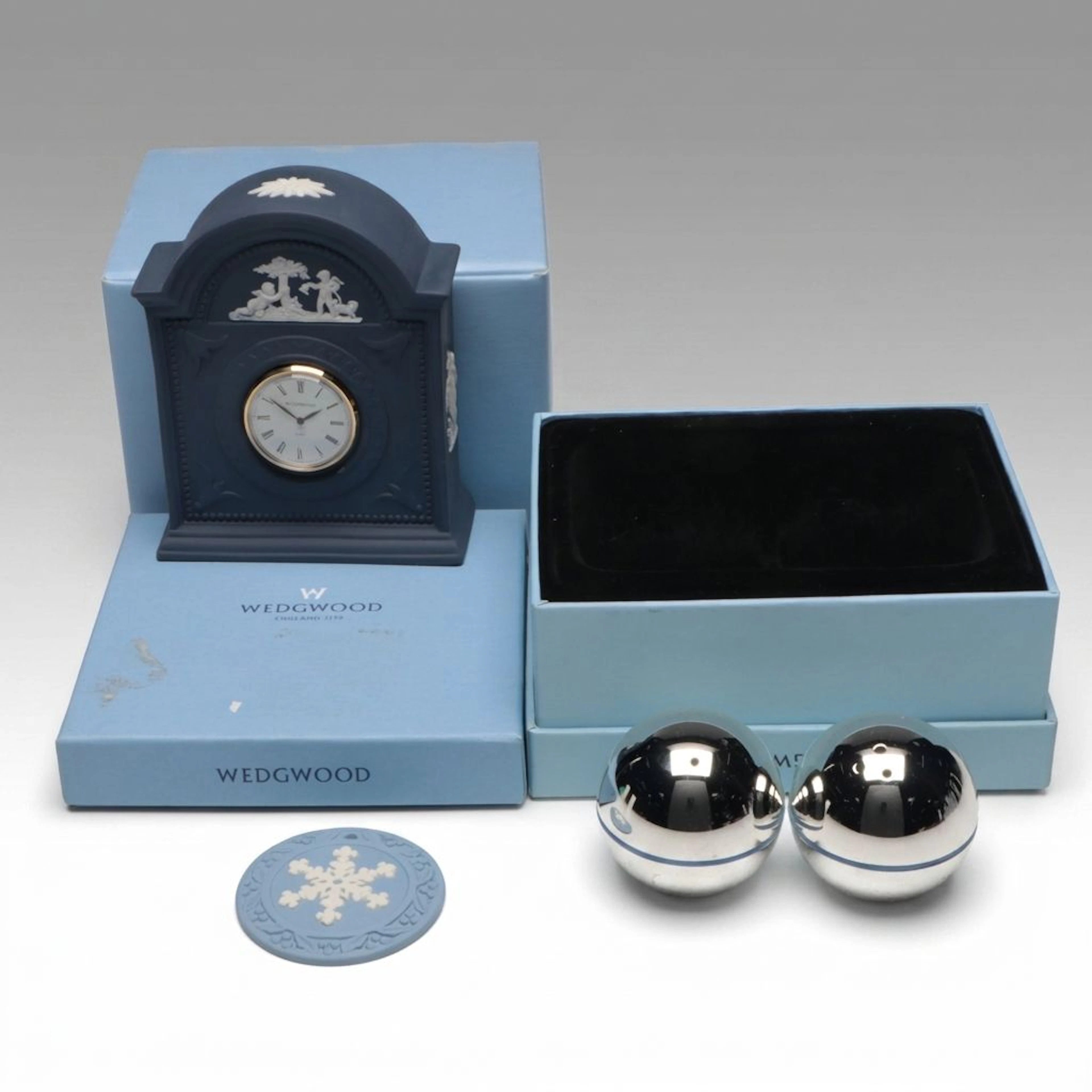 Wedgwood Jasperware Clock and Ornament with Chrome Orb Salt and Pepper Shakers