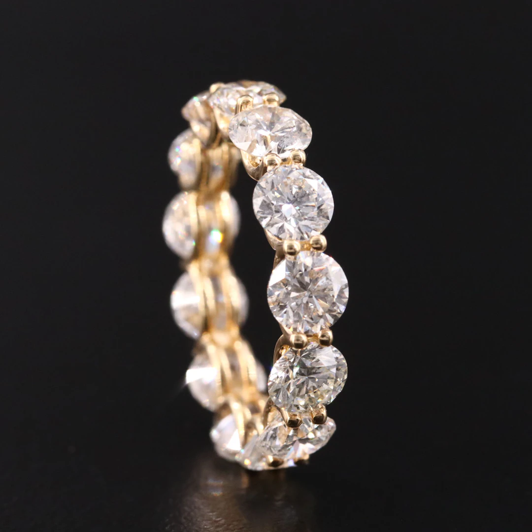 14K 5.92 CTW Diamond Eternity Band