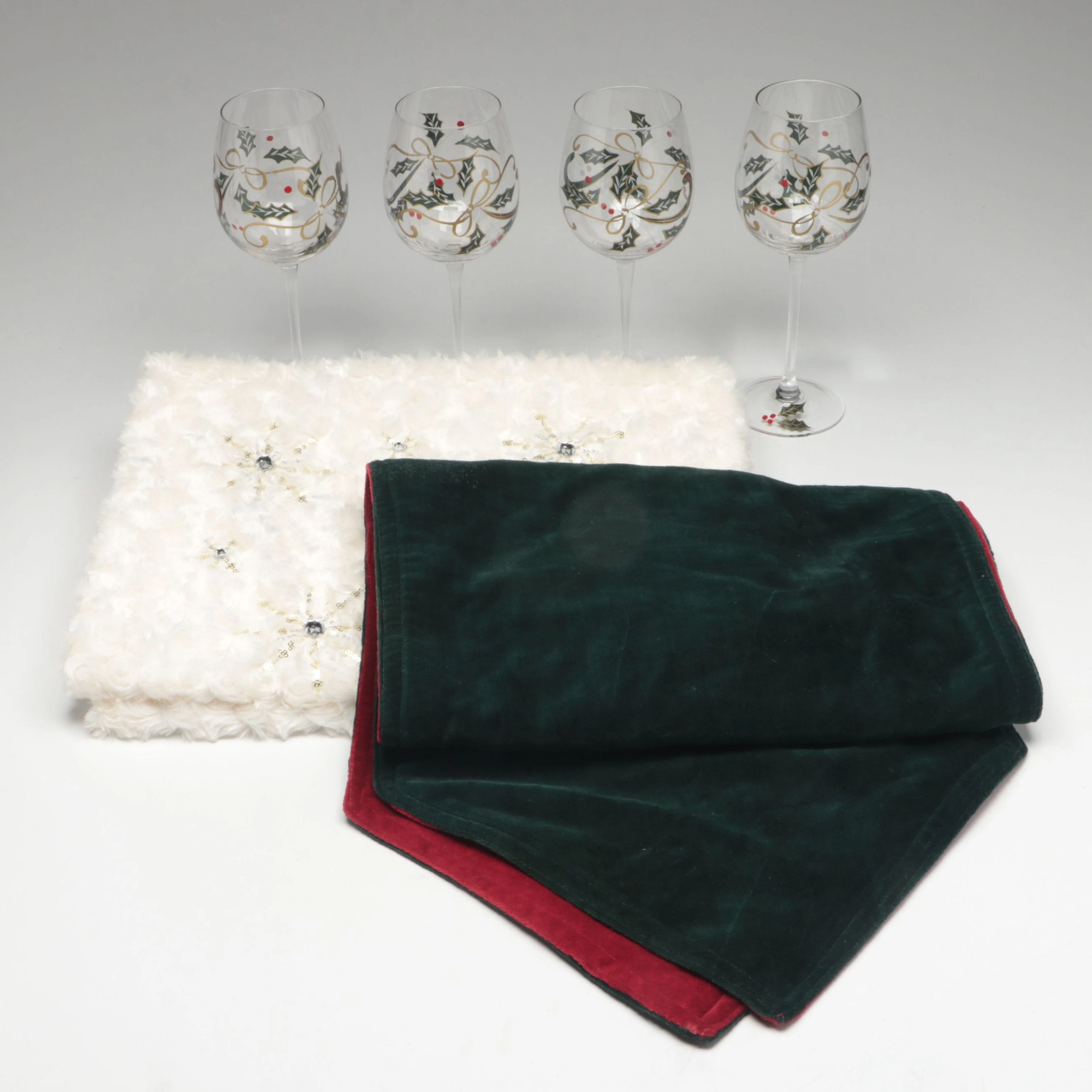 Lenox Hand-Painted Holly Wine Glasses with Faux Fur and Velvet Table Runners