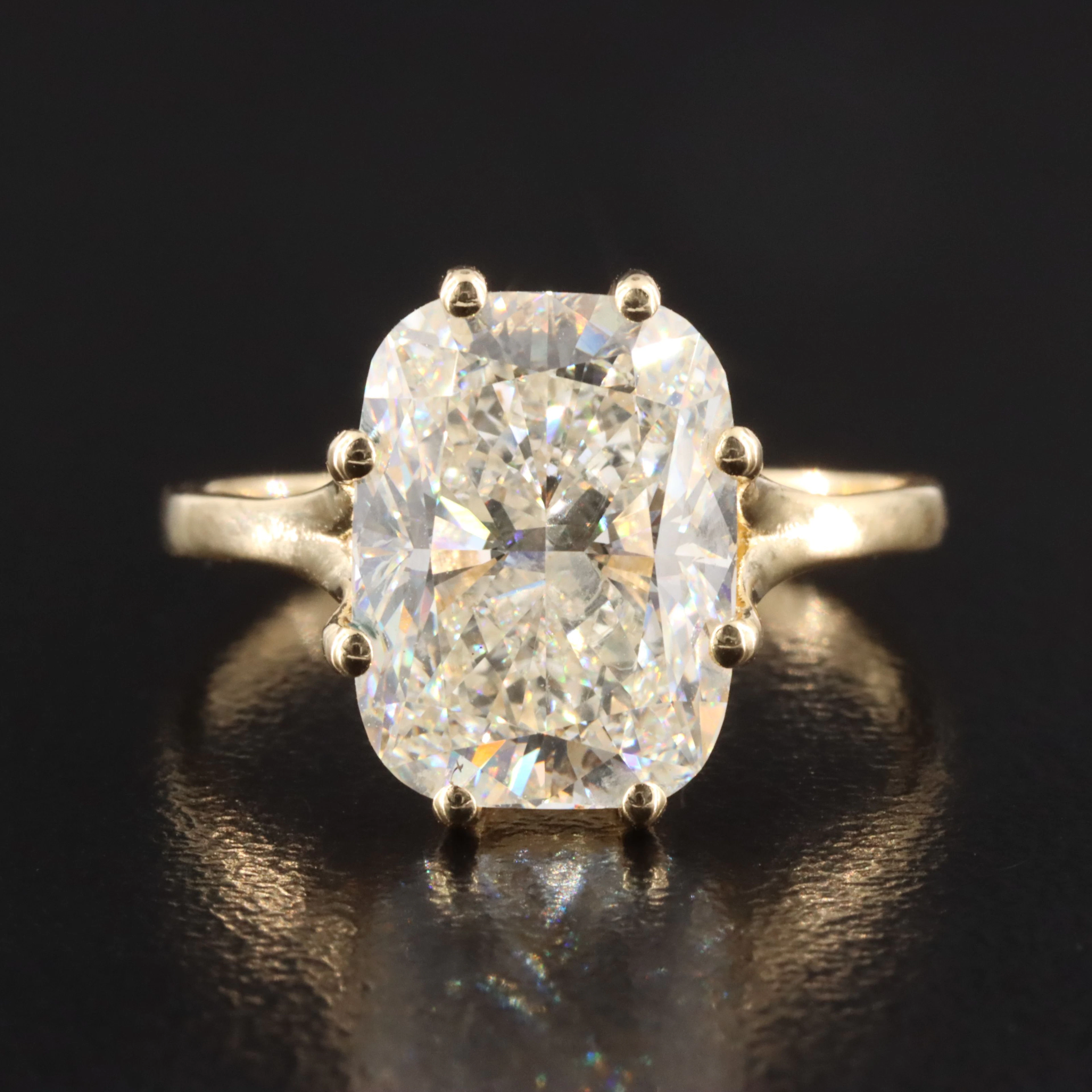 18K 5.02 CT Lab Grown Diamond Solitaire Ring with IGI Report