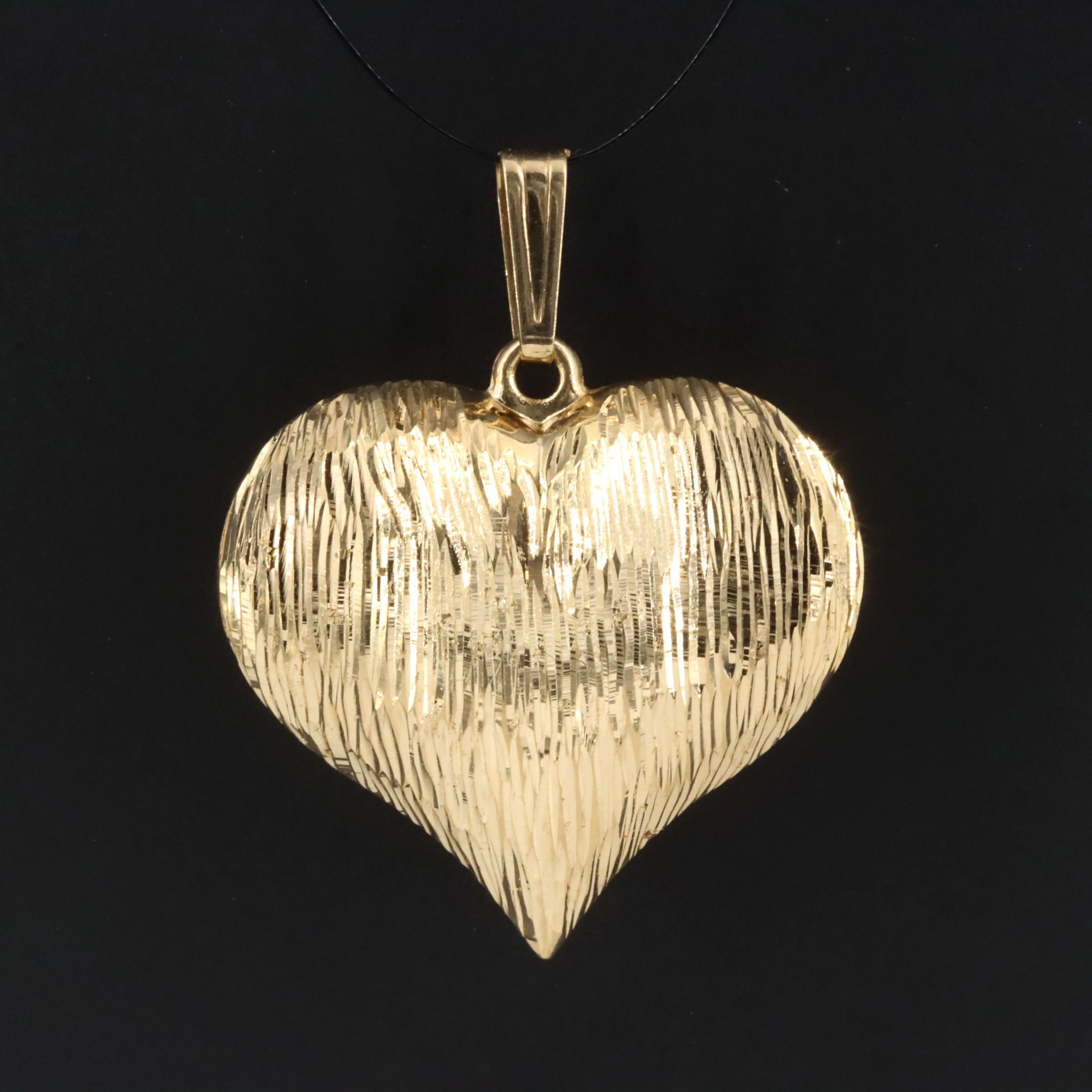 Milor 18K Puff Heart Pendant