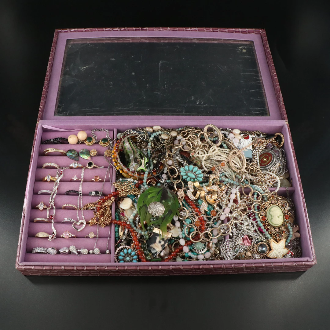 Uncommon Discoveries: Jewelry Collection