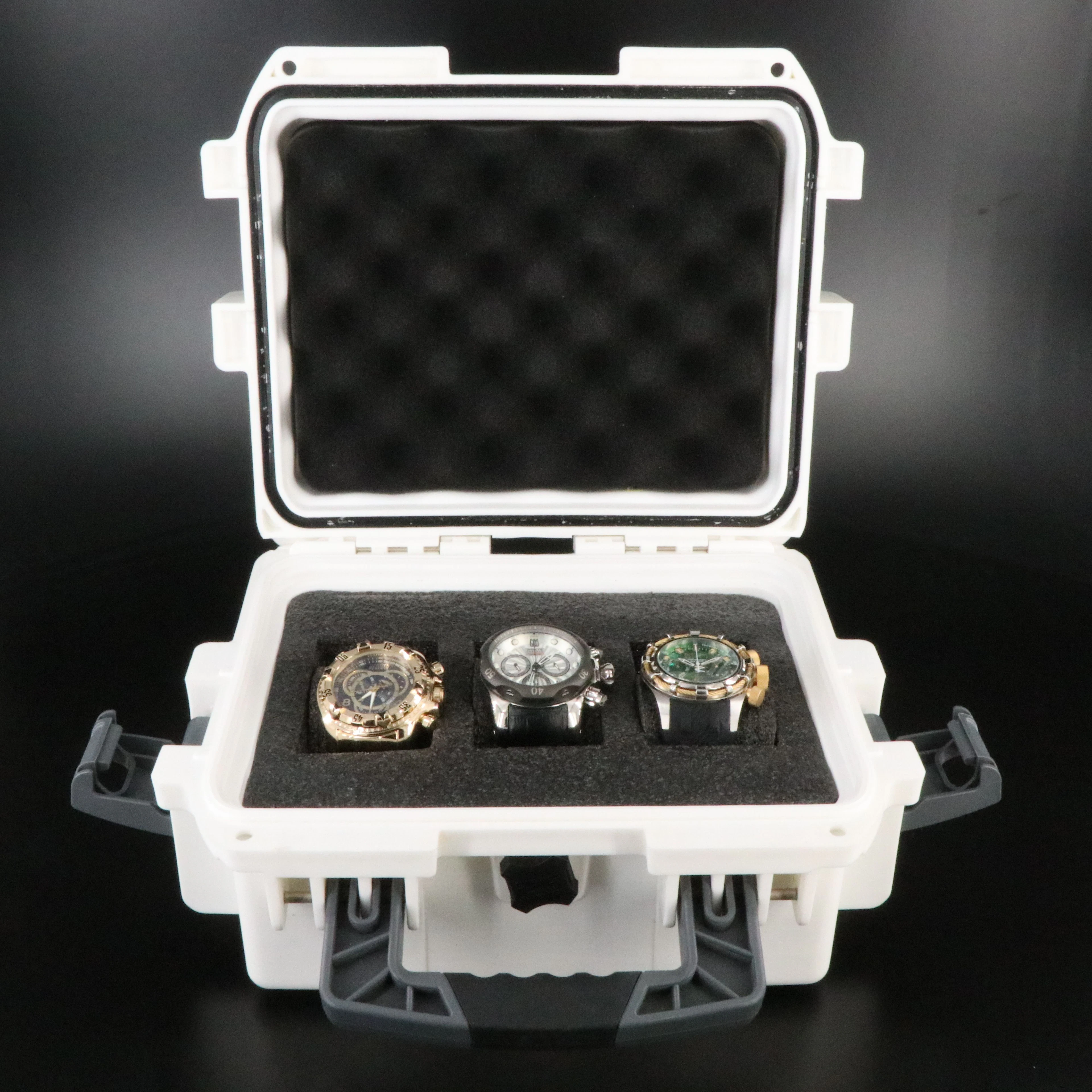 JT for Invicta Quartz Watch Collection Featuring Jason Taylor and Bolt