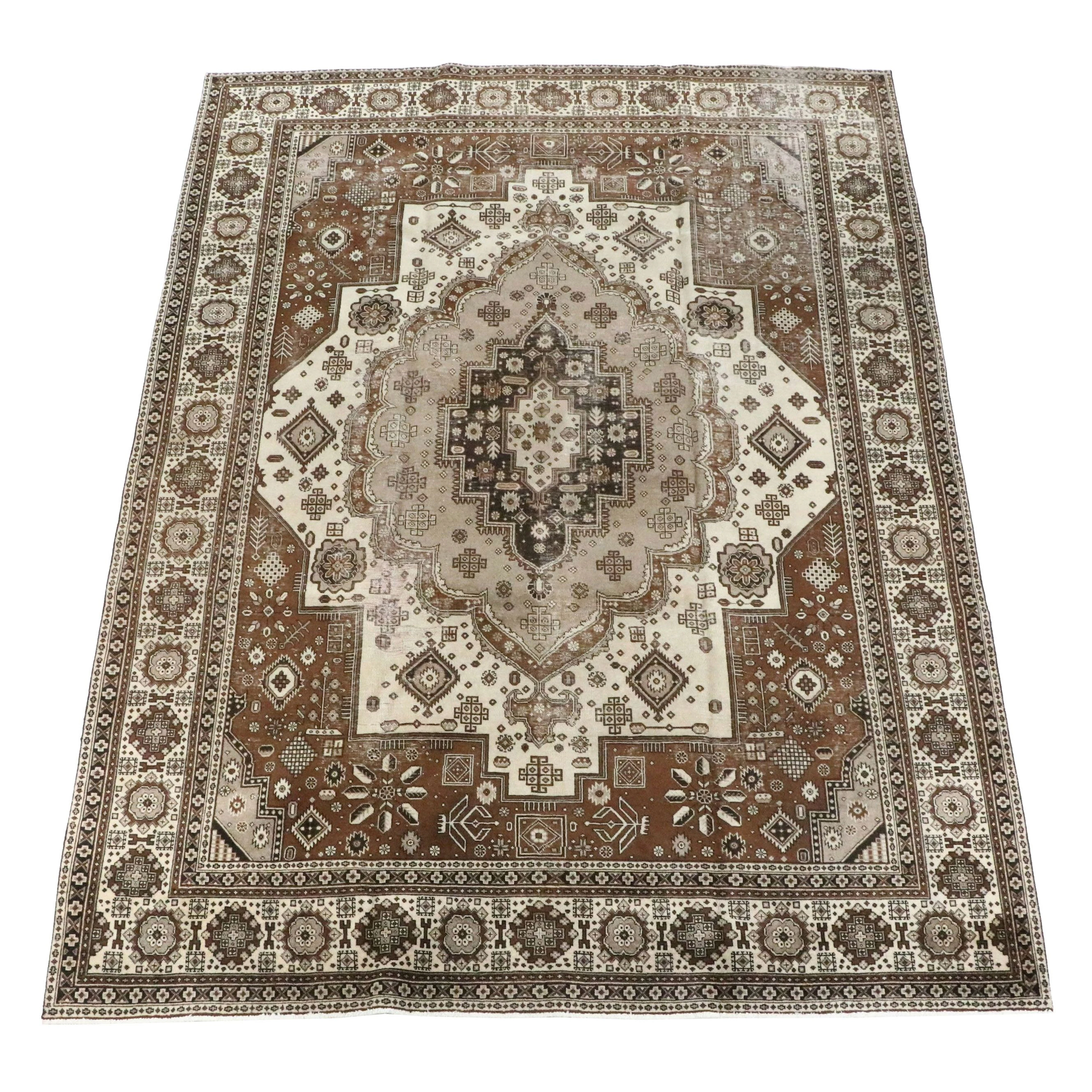 9'8 x 12'10 Hand-Knotted Persian Heriz Room-Sized Rug