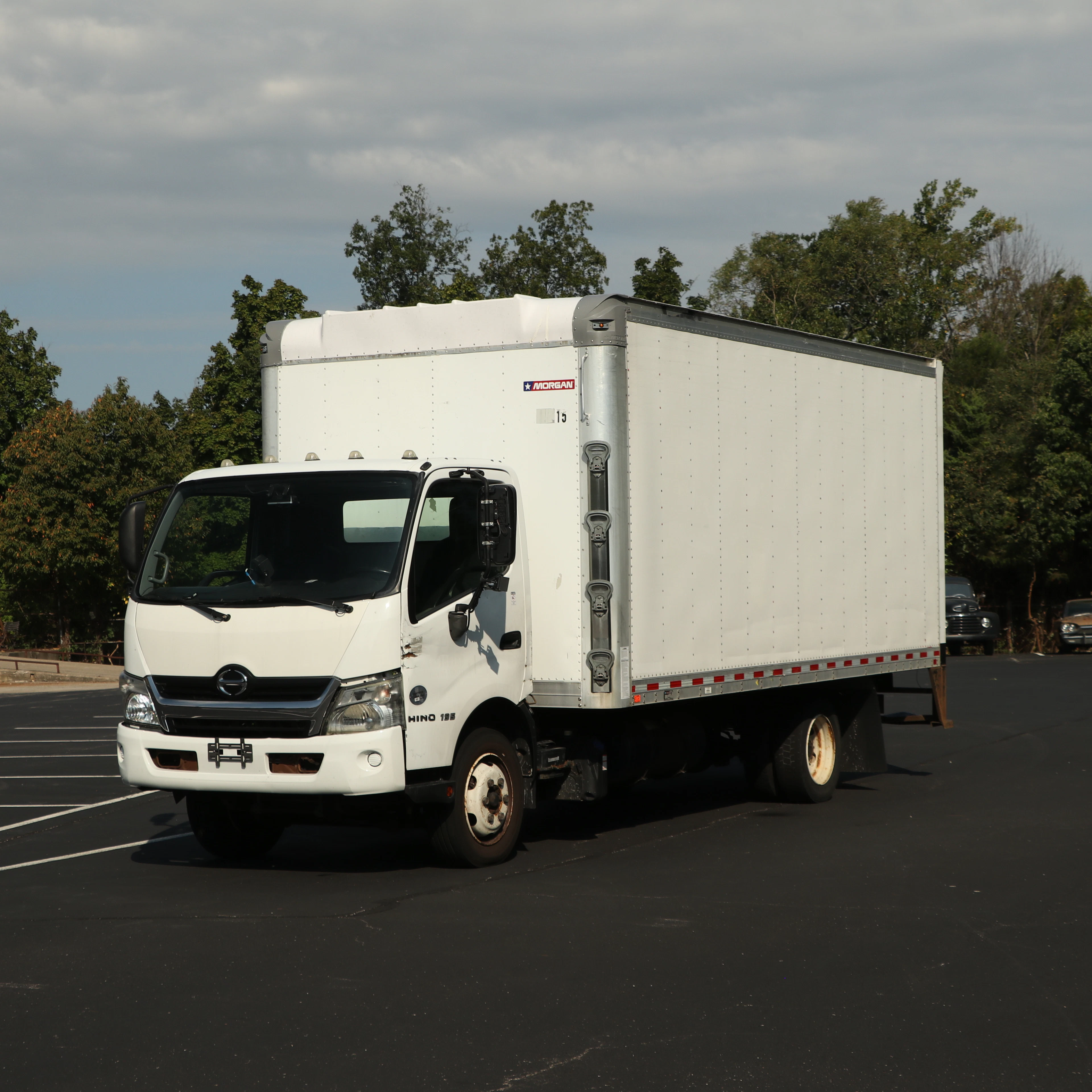 2020 Hino 195 Box Truck