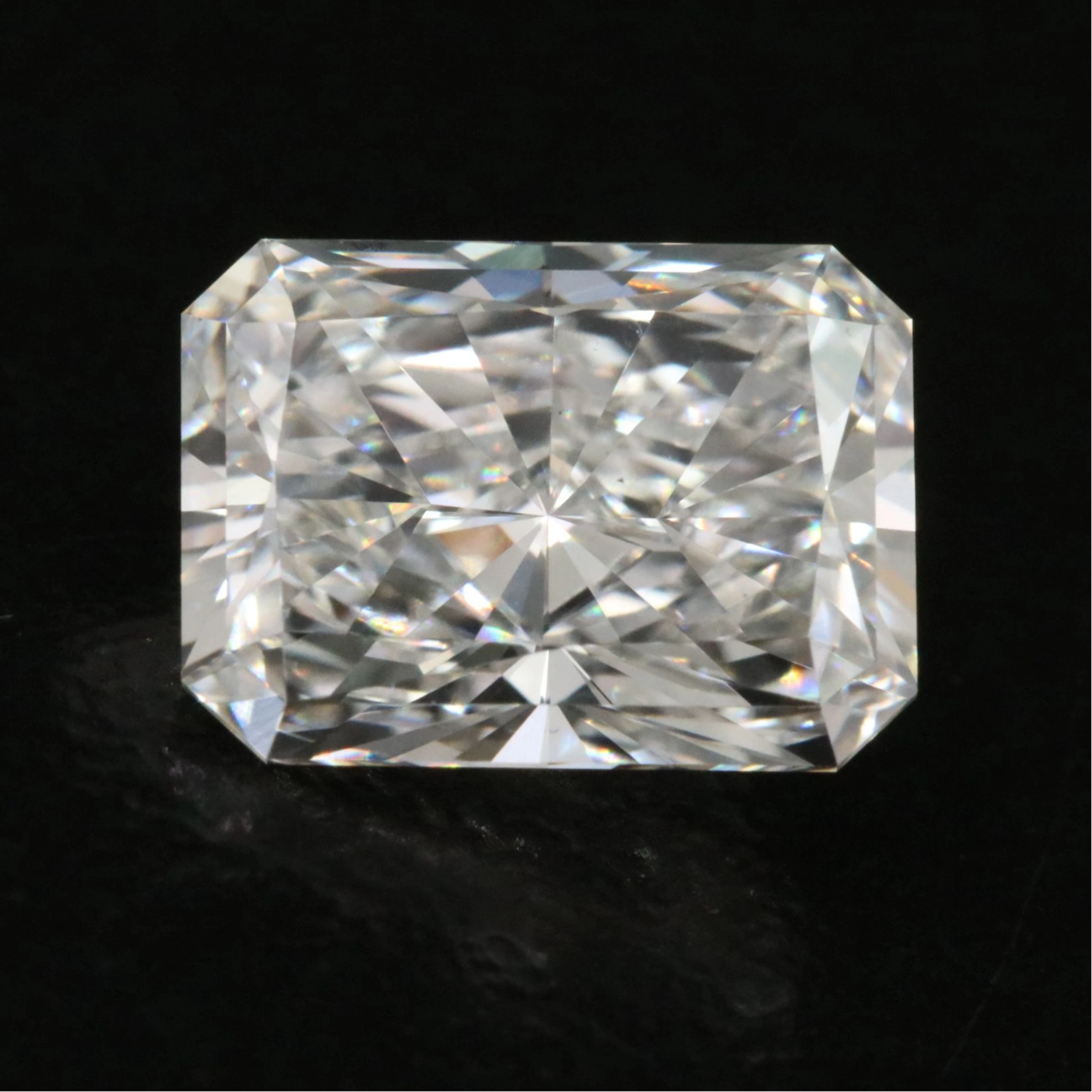 Loose 1.94 CT Lab Grown Diamond with IGI Report