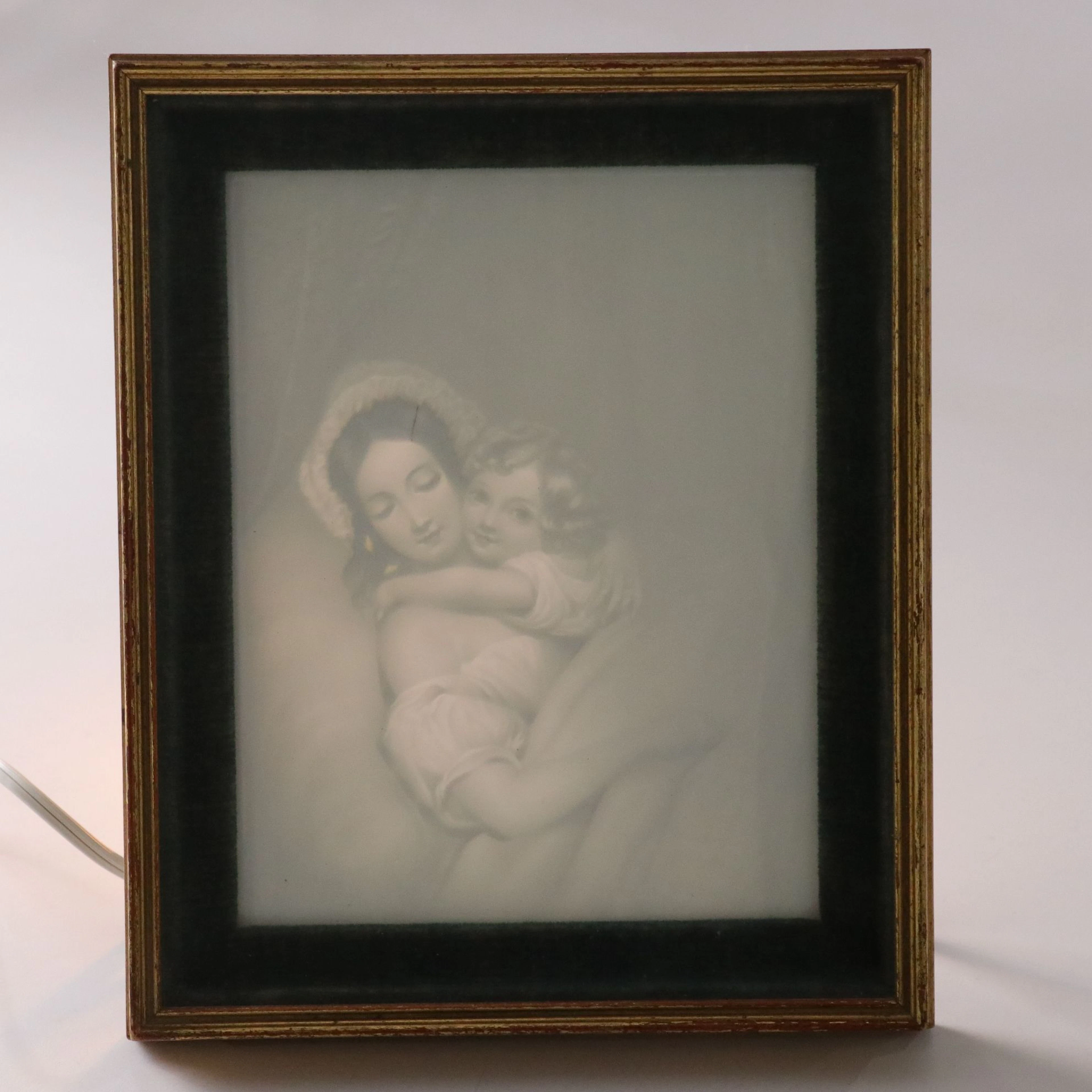 Königliche Porzellan-Manufaktur Lithophane of Mother and Child