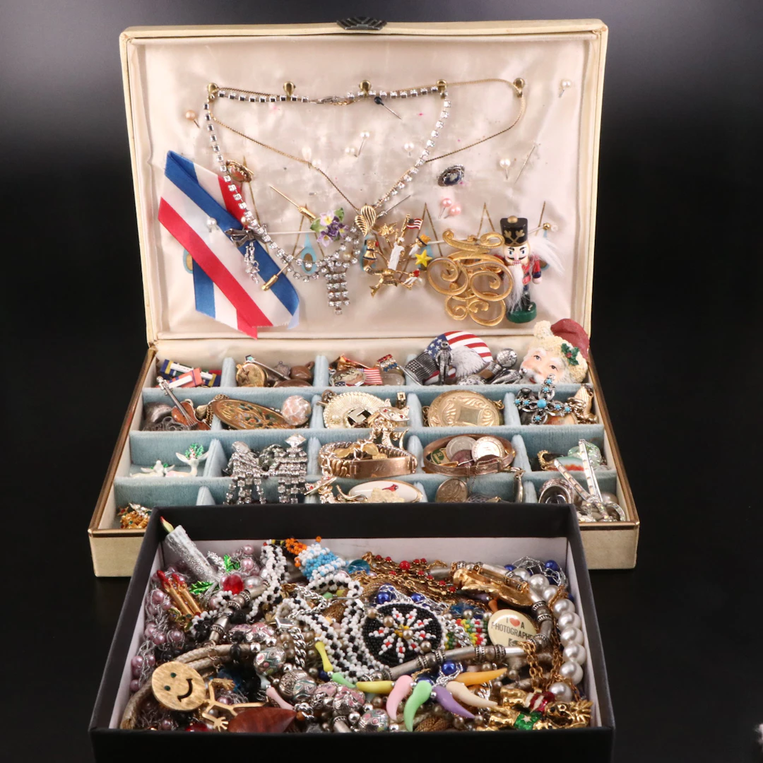 Uncommon Discoveries: Vintage Jewelry Collection