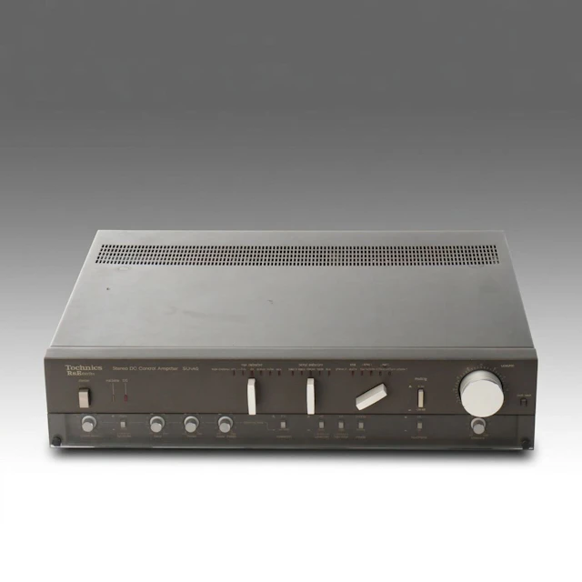 Technics R&B Series Amplifier, Late 20th Cenutry