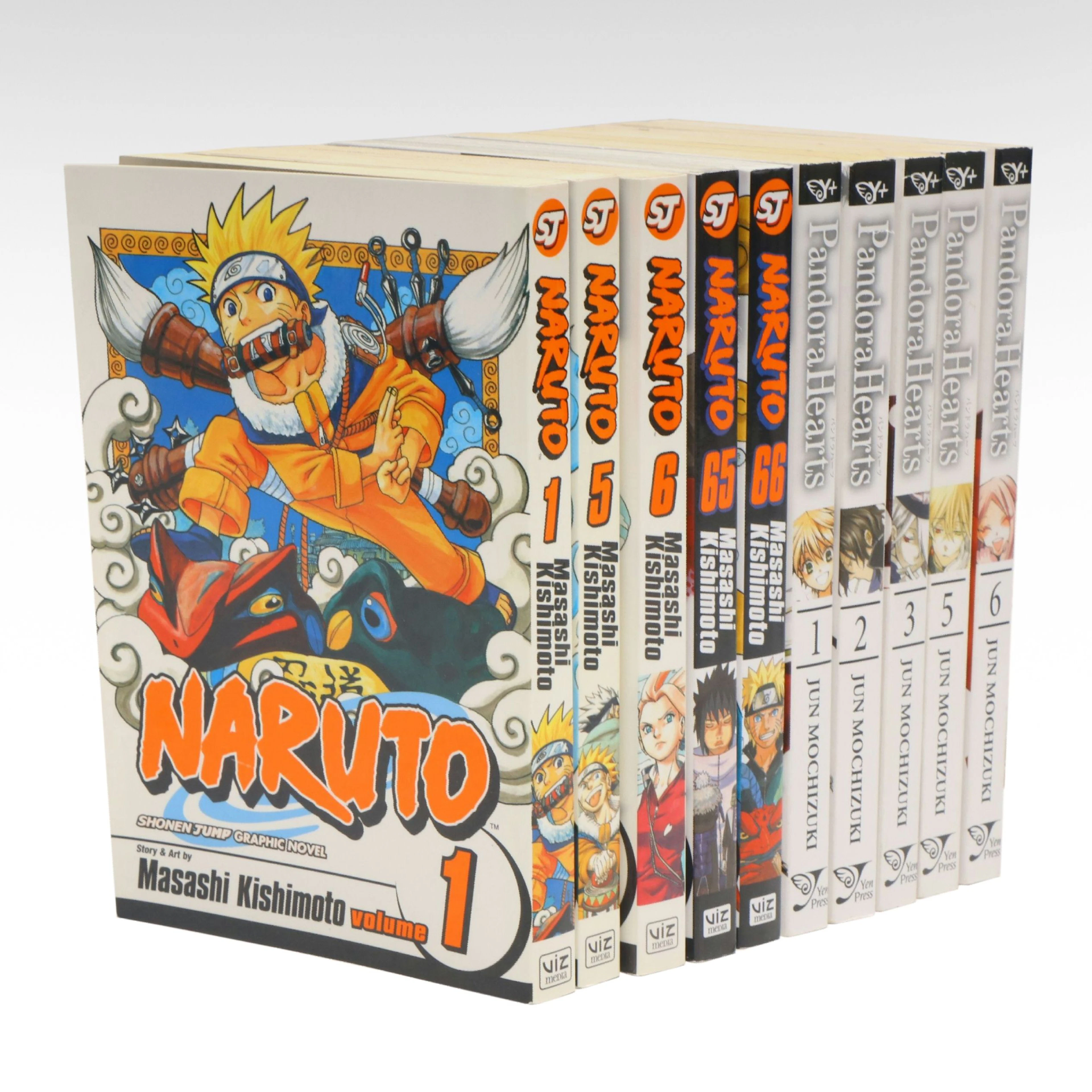 "Naruto" and "Pandora Hearts" Partial Manga Series