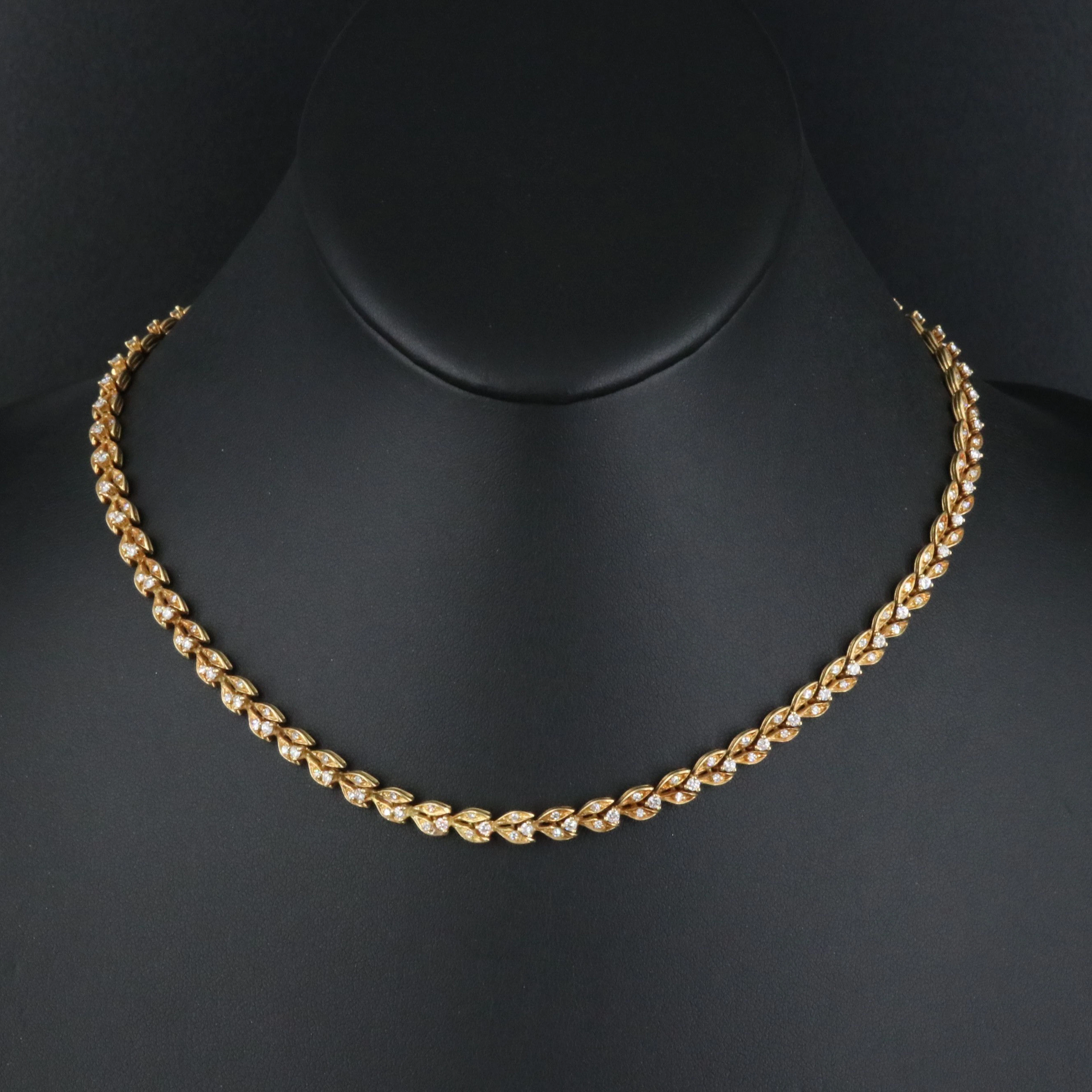 18K 2.75 CTW Diamond Laurel Leaf Choker Necklace