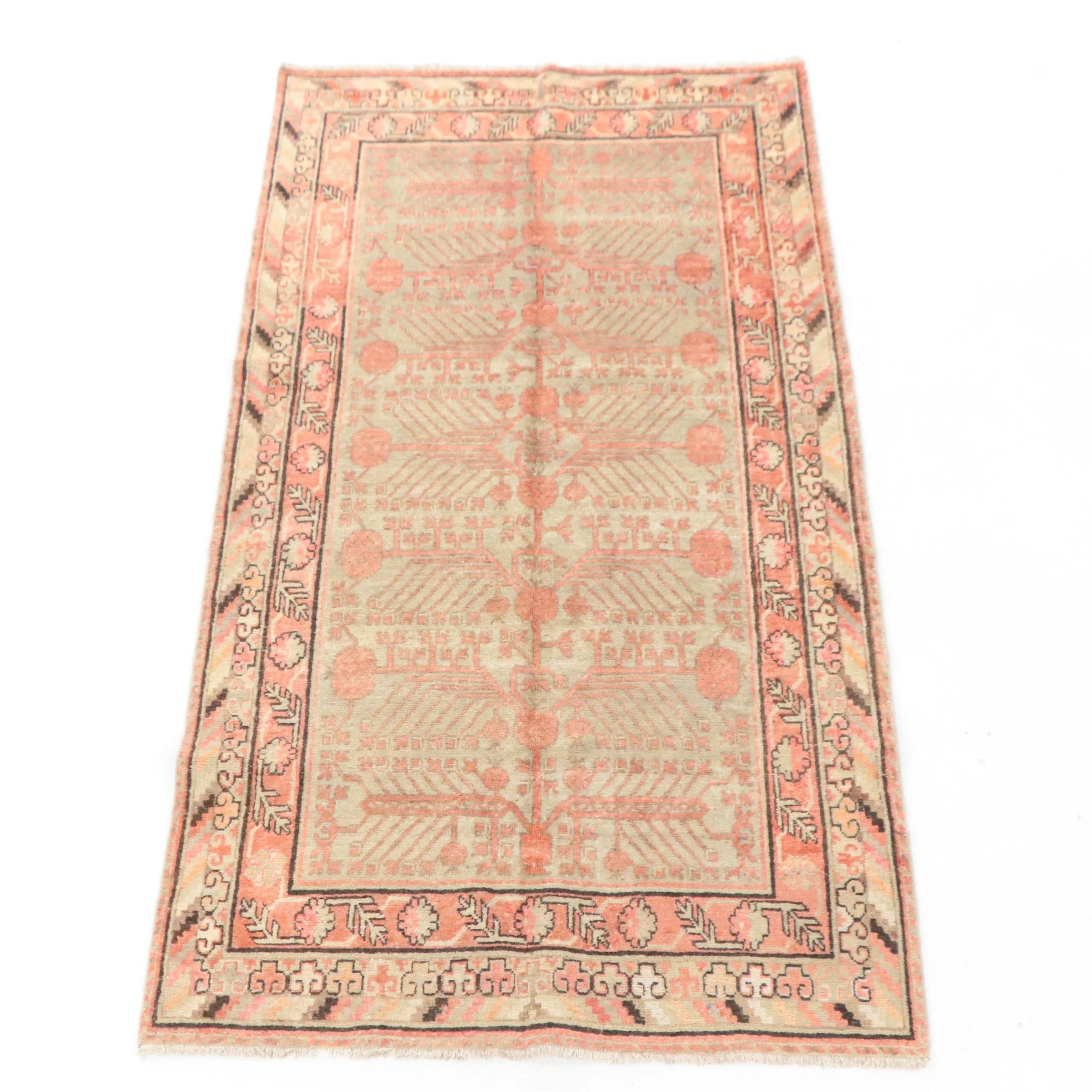 4'8 x 9'1 Hand-Knotted Pakistani-Turkestan Khotan Style Area Rug