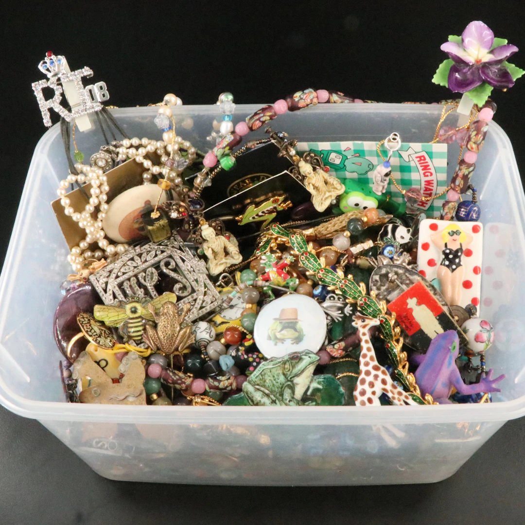 Uncommon Discoveries: Jewelry Collection
