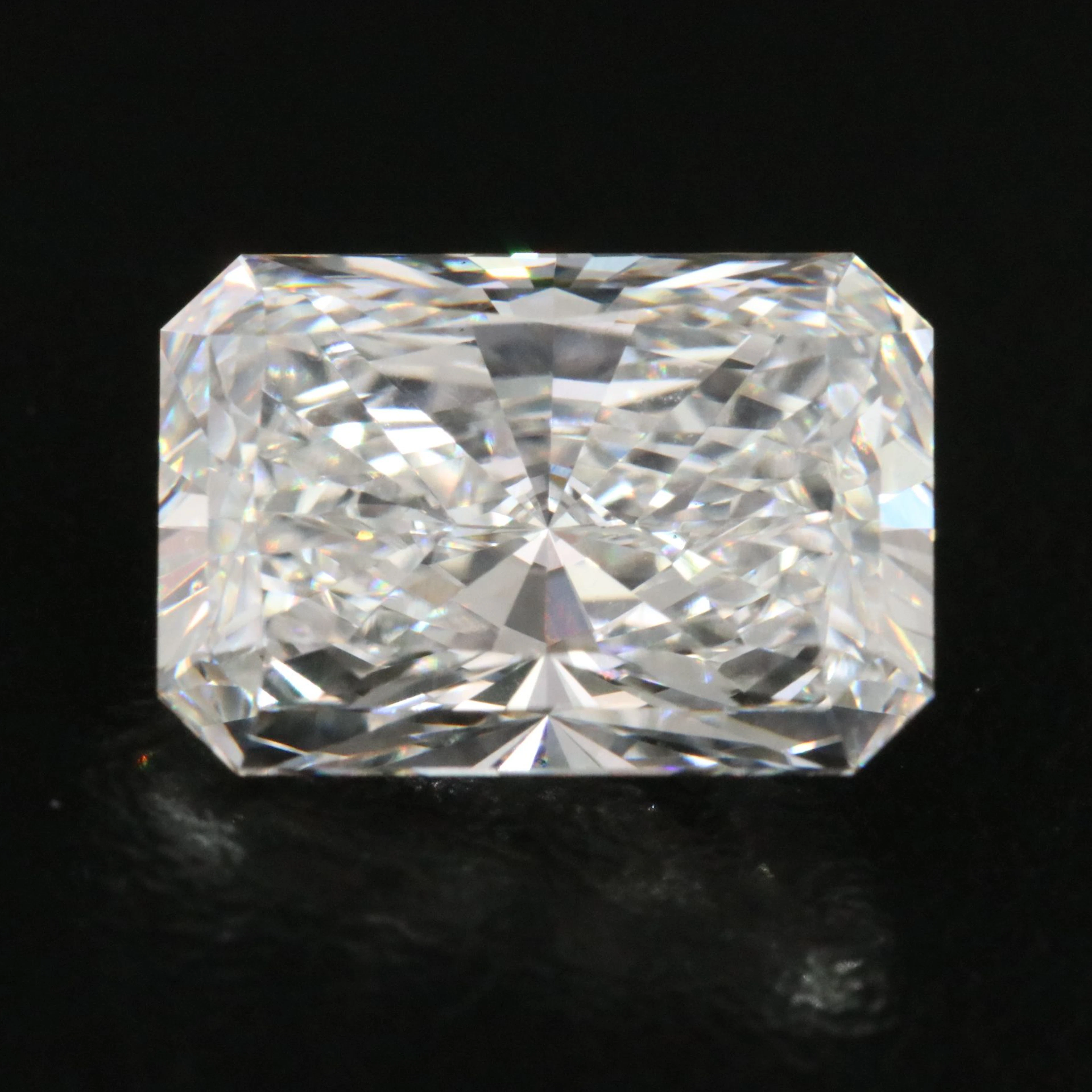 Loose 4.10 CT Lab Grown Diamond with IGI Report