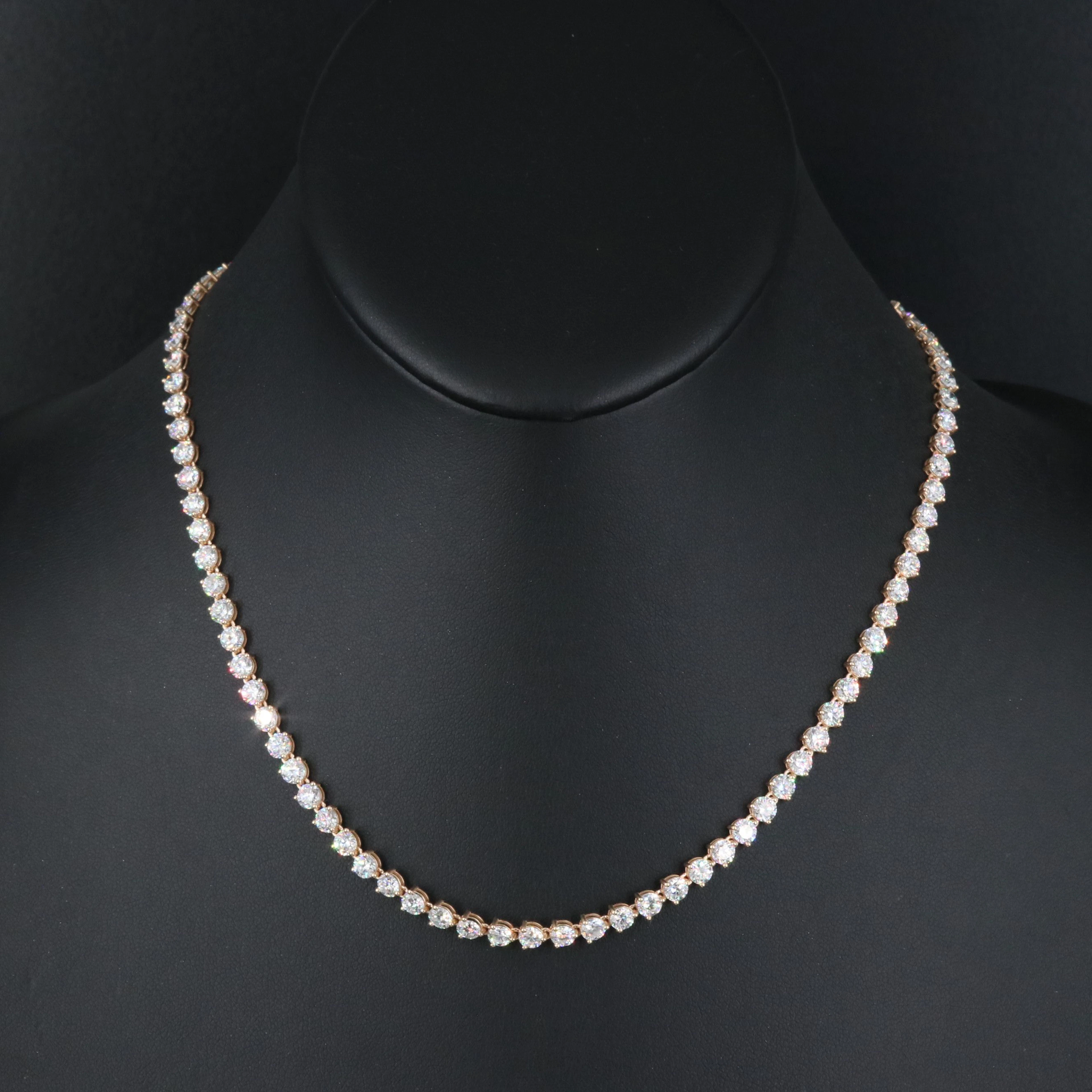 14K 16.70 CTW Lab Grown Diamond Rivière Necklace with IGI Jewelry Report