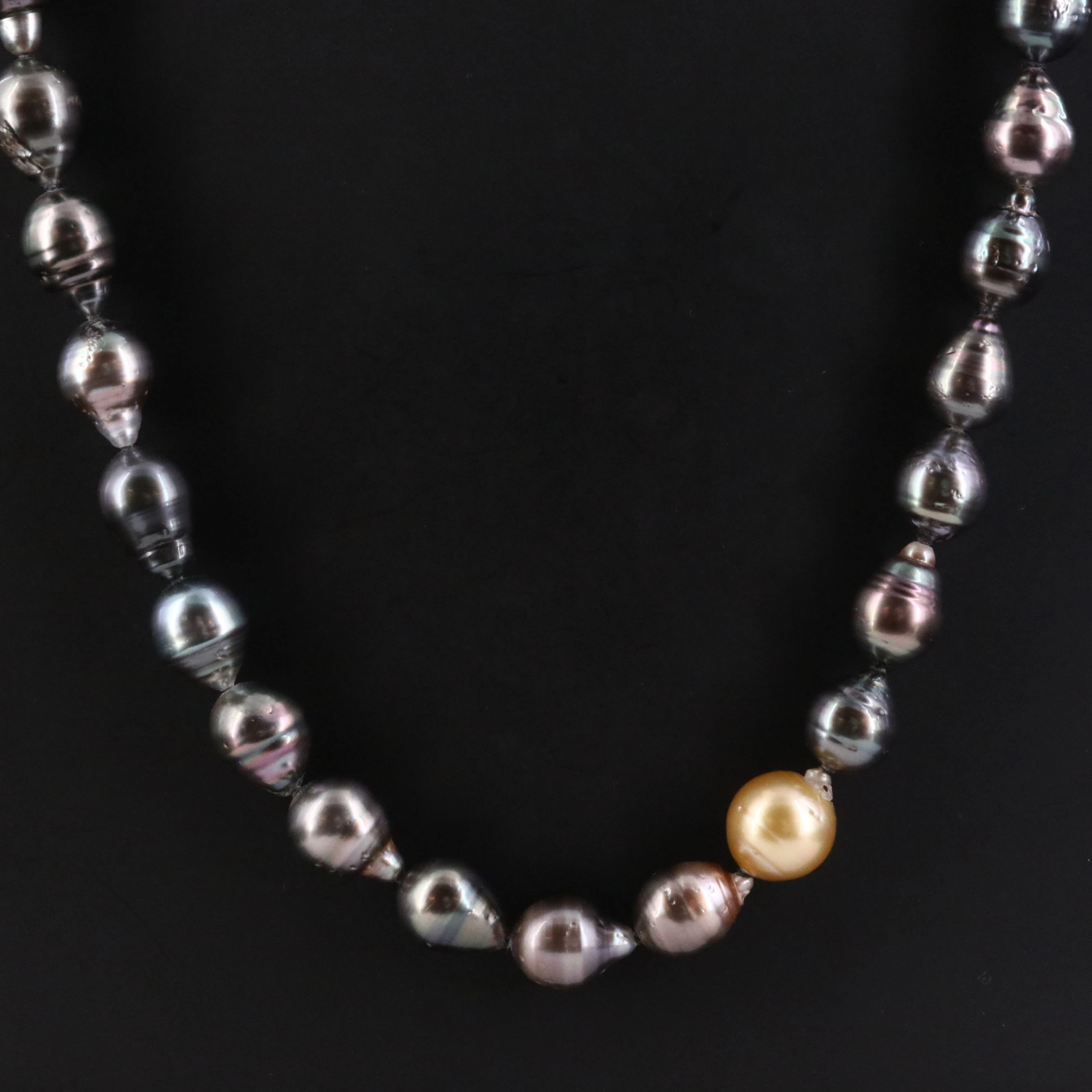Rope Length Endless Pearl Necklace