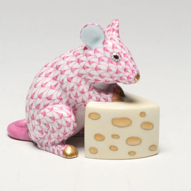 Herend Raspberry Fishnet with Gold "Mouse Eating Cheese" Porcelain Figurine
