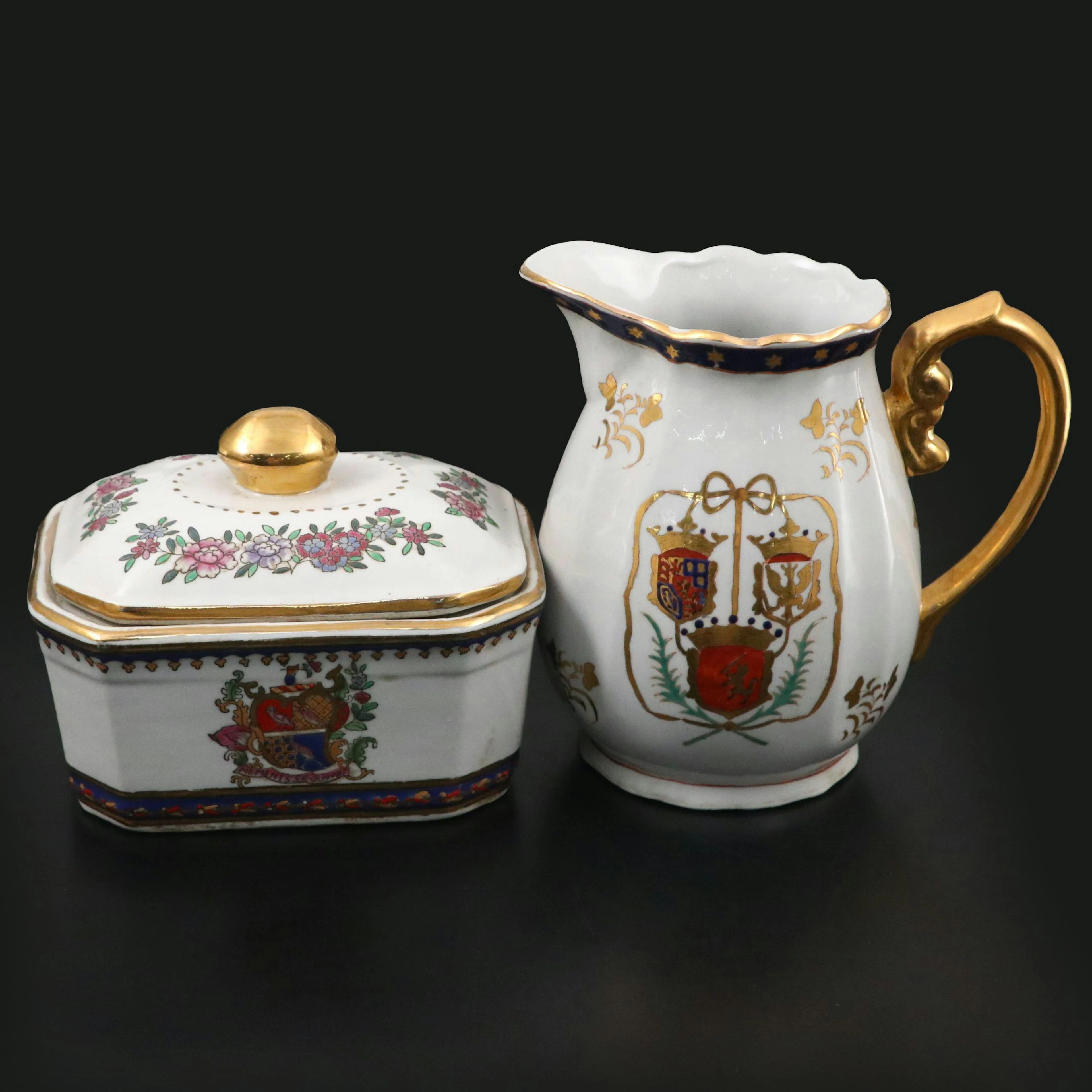 Chinese Export Style Armorial Porcelain Decorative Pitcher and Lidded Box