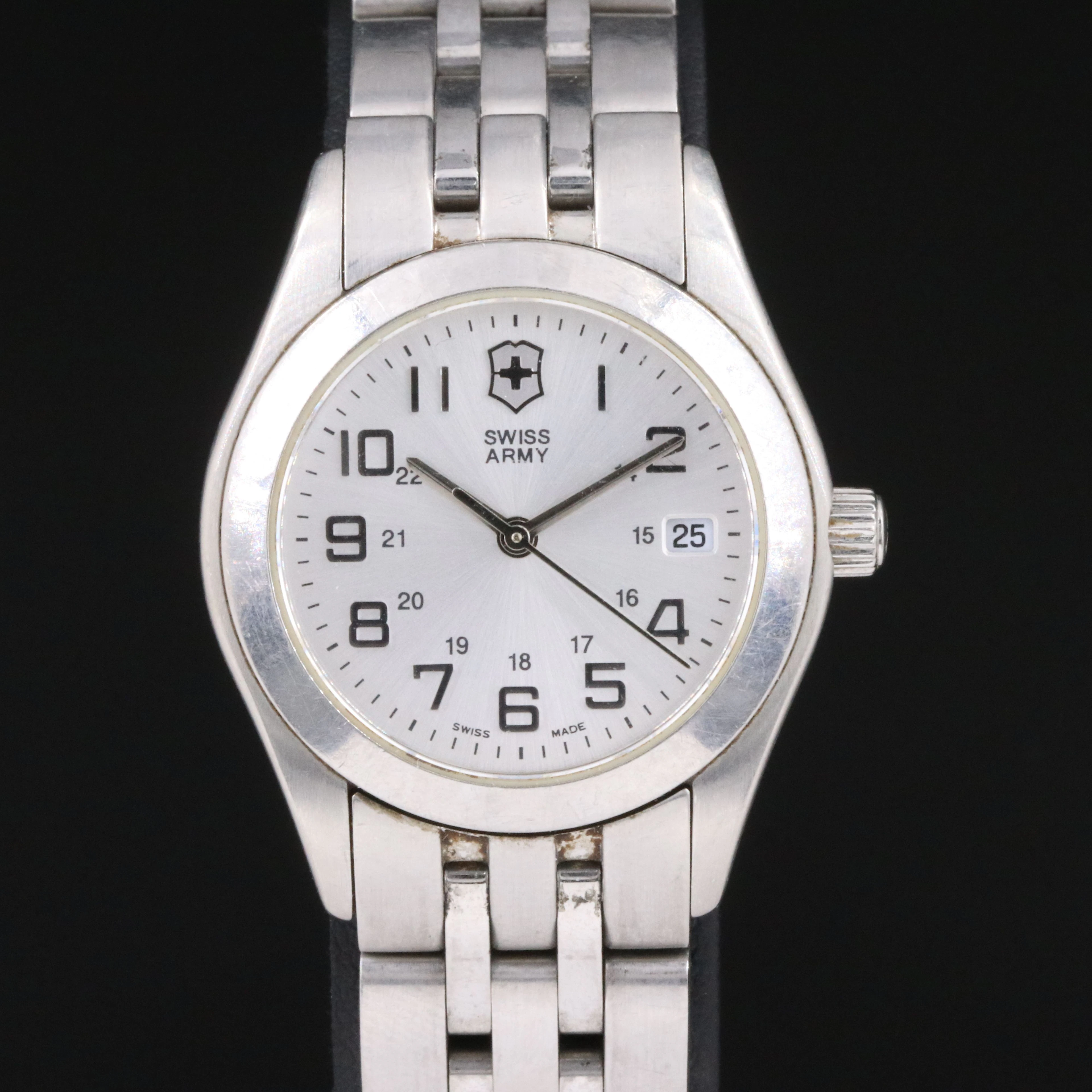 Victorinox Swiss Army Stainless Steel Classic Sport/Dress Watch # 241045
