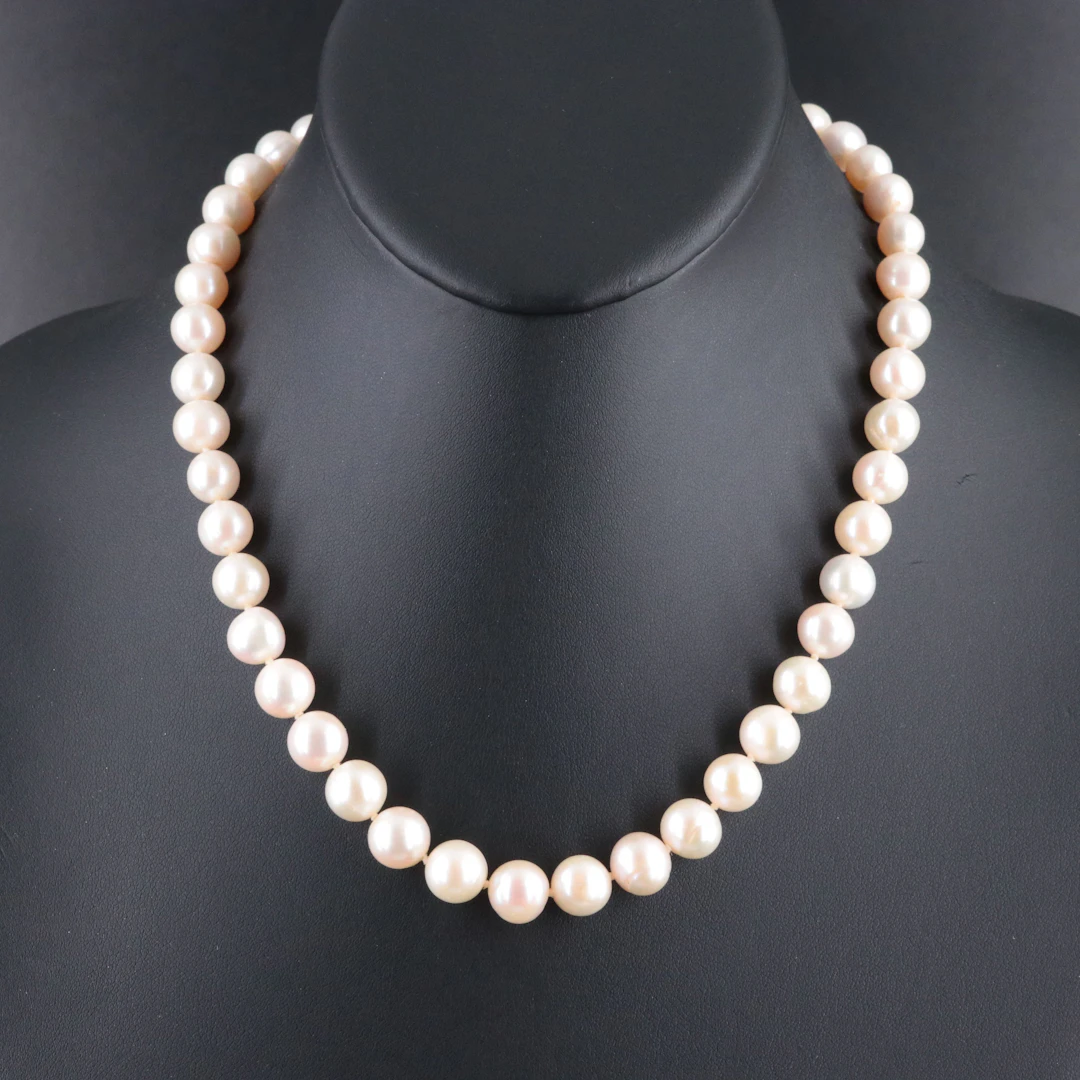 Pearl Necklace with 14K Clasp