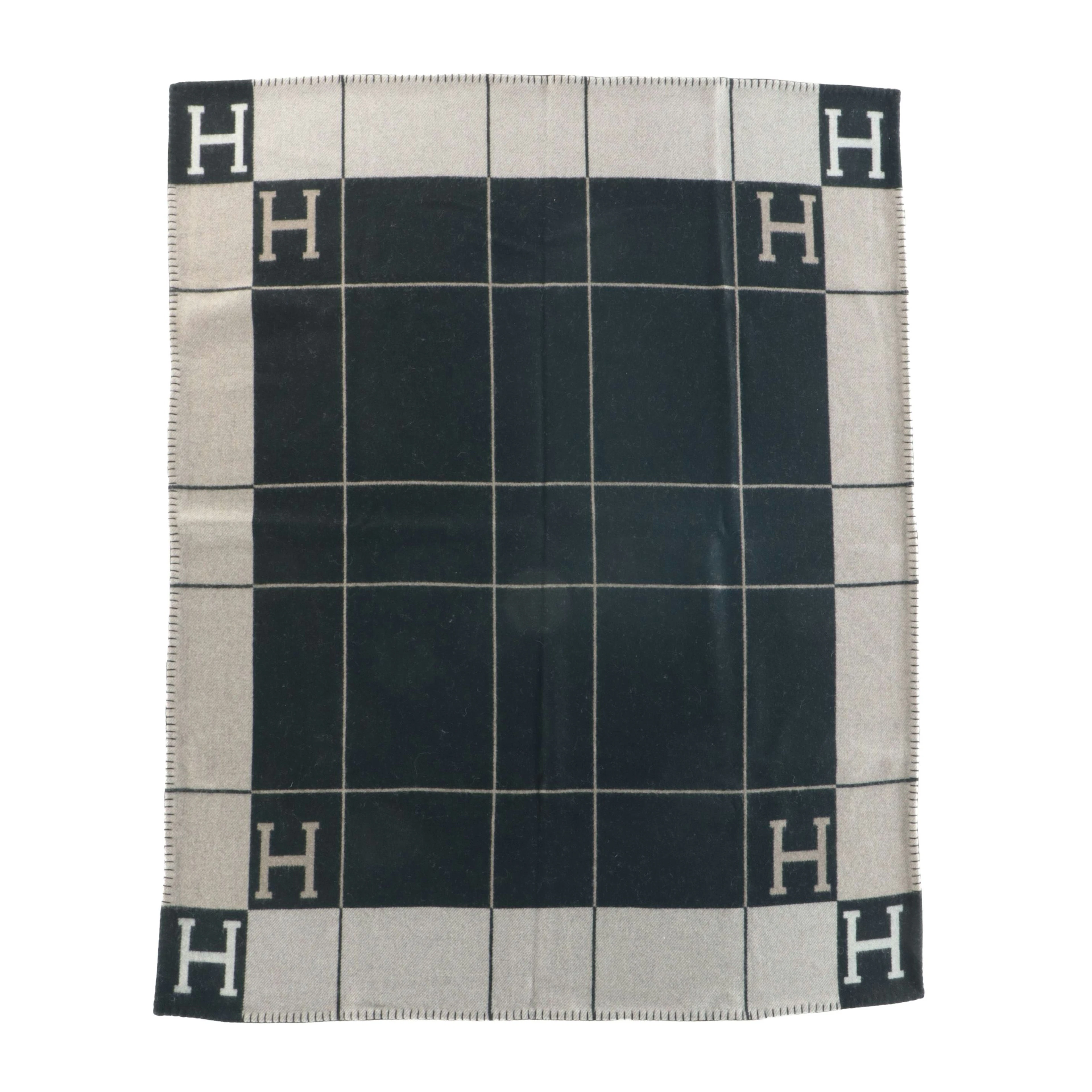 Hermès "Avalon III" Merino Wool and Cashmere Throw Blanket