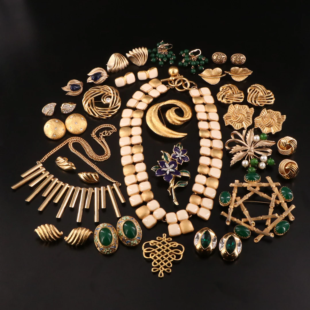 Metropolitan Museum of Art and Kenneth Jay Lane Featured in 1970s Jewelry